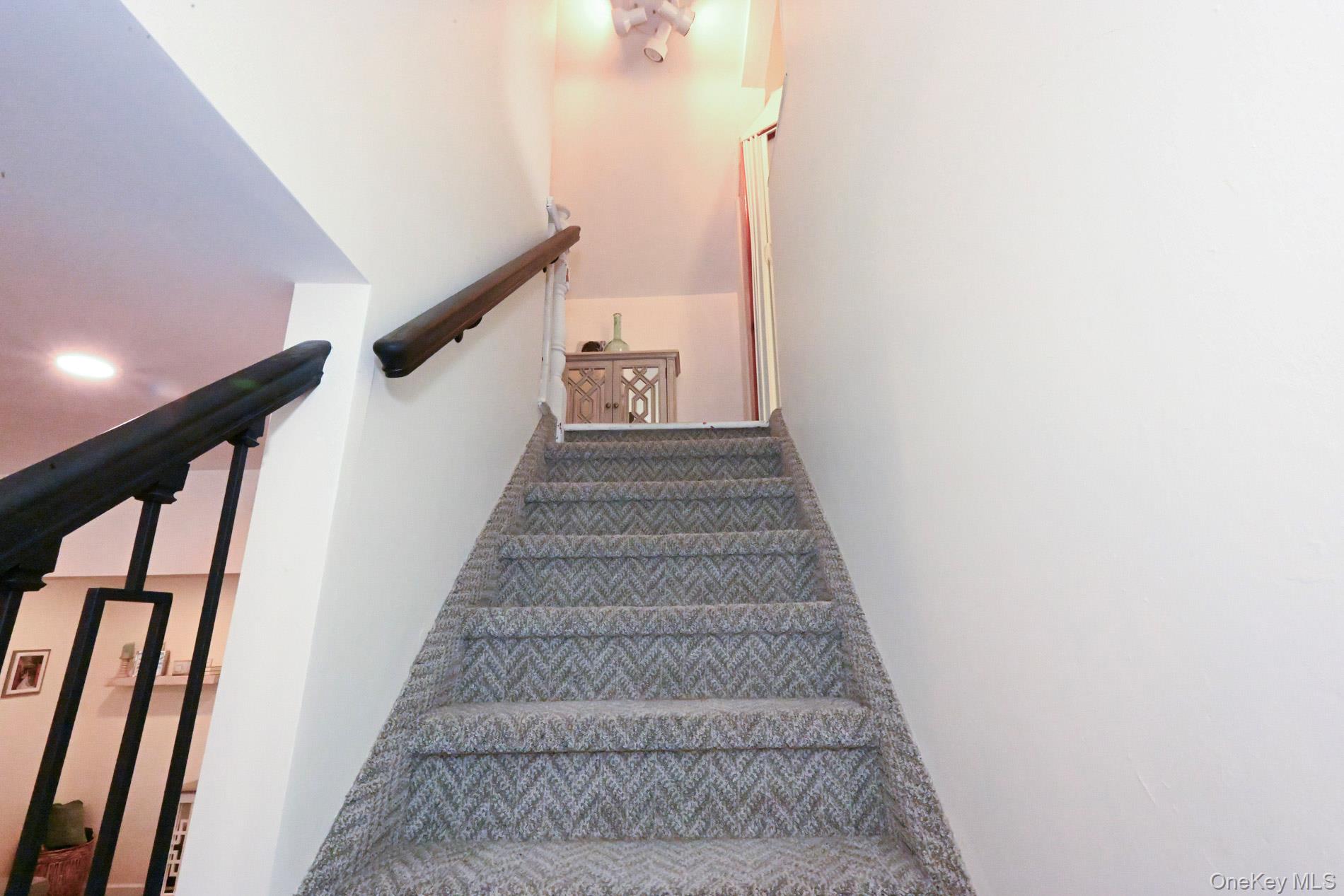 8 Garden Avenue Property Photo 15