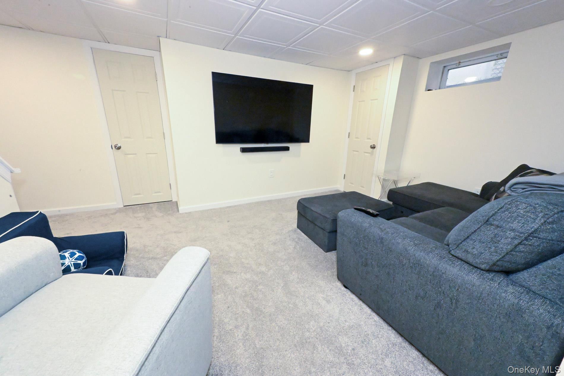 8 Garden Avenue Property Photo 20