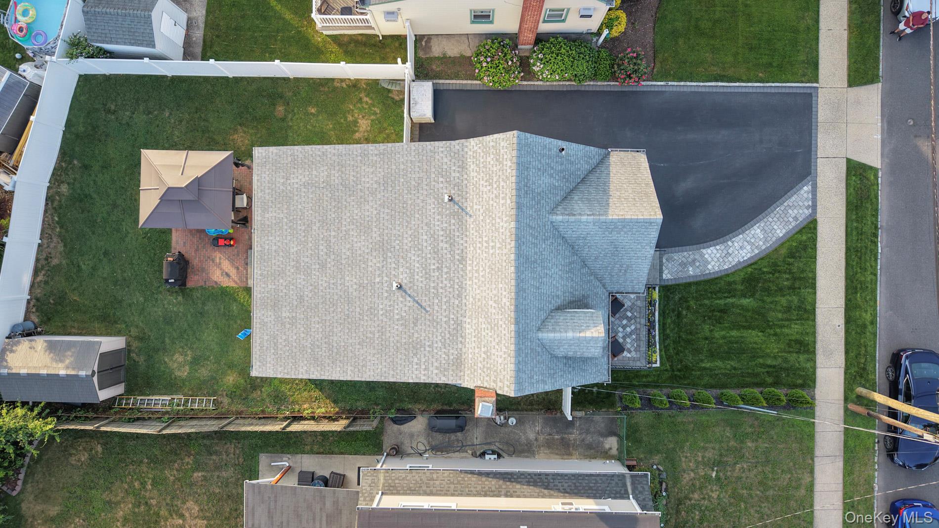 8 Garden Avenue Property Photo 27