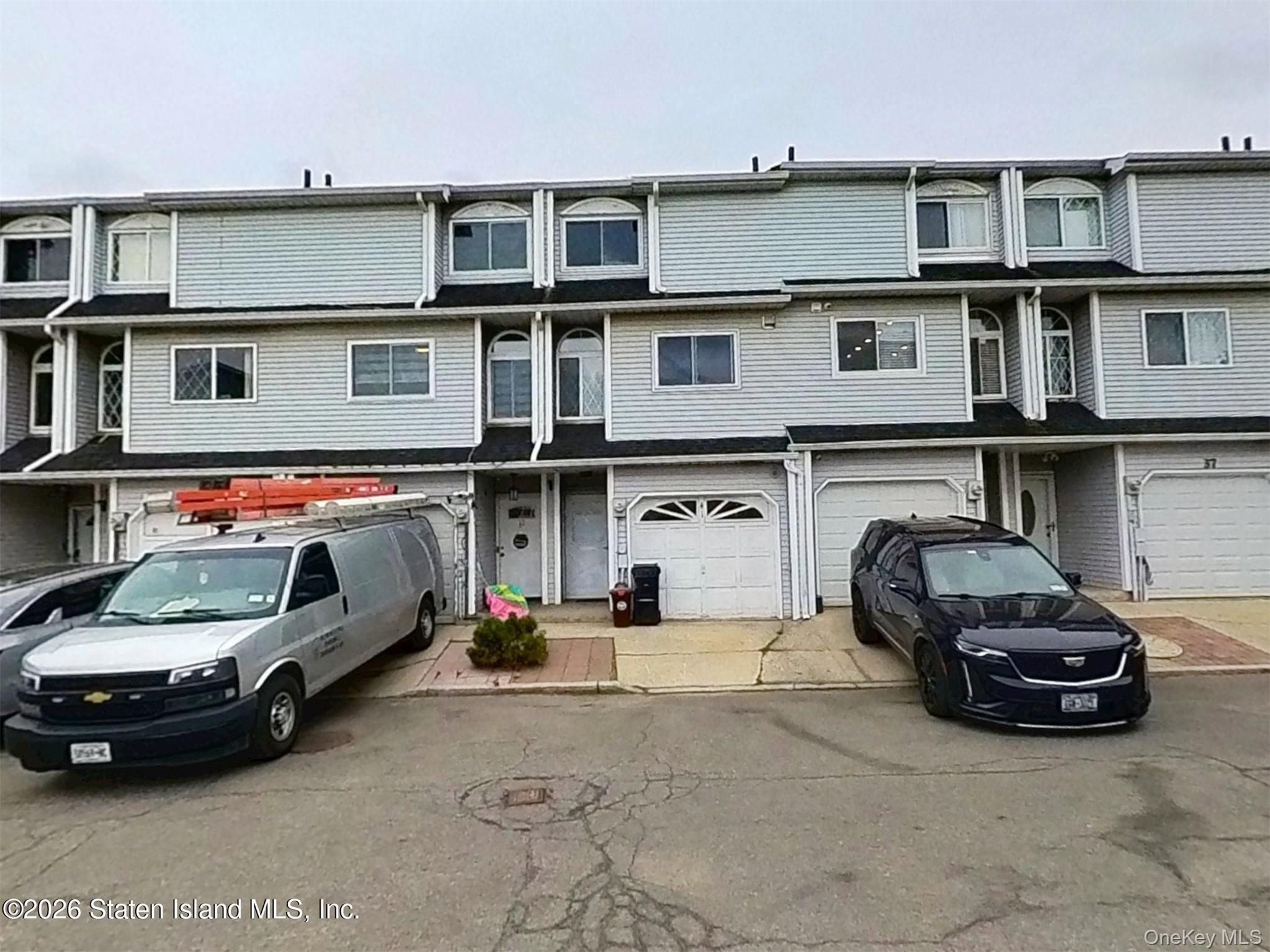 41 Simmons Loop Property Photo 1