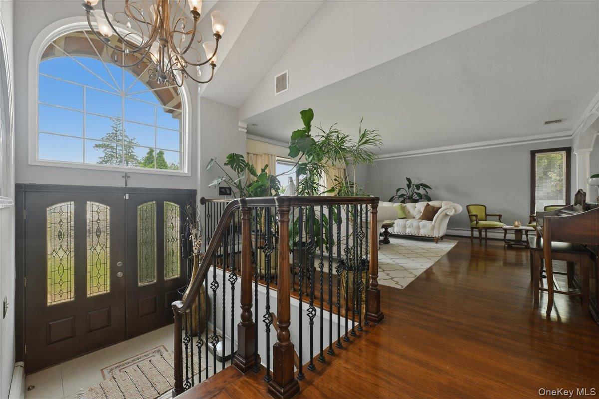 844 Park Lane Property Photo 3