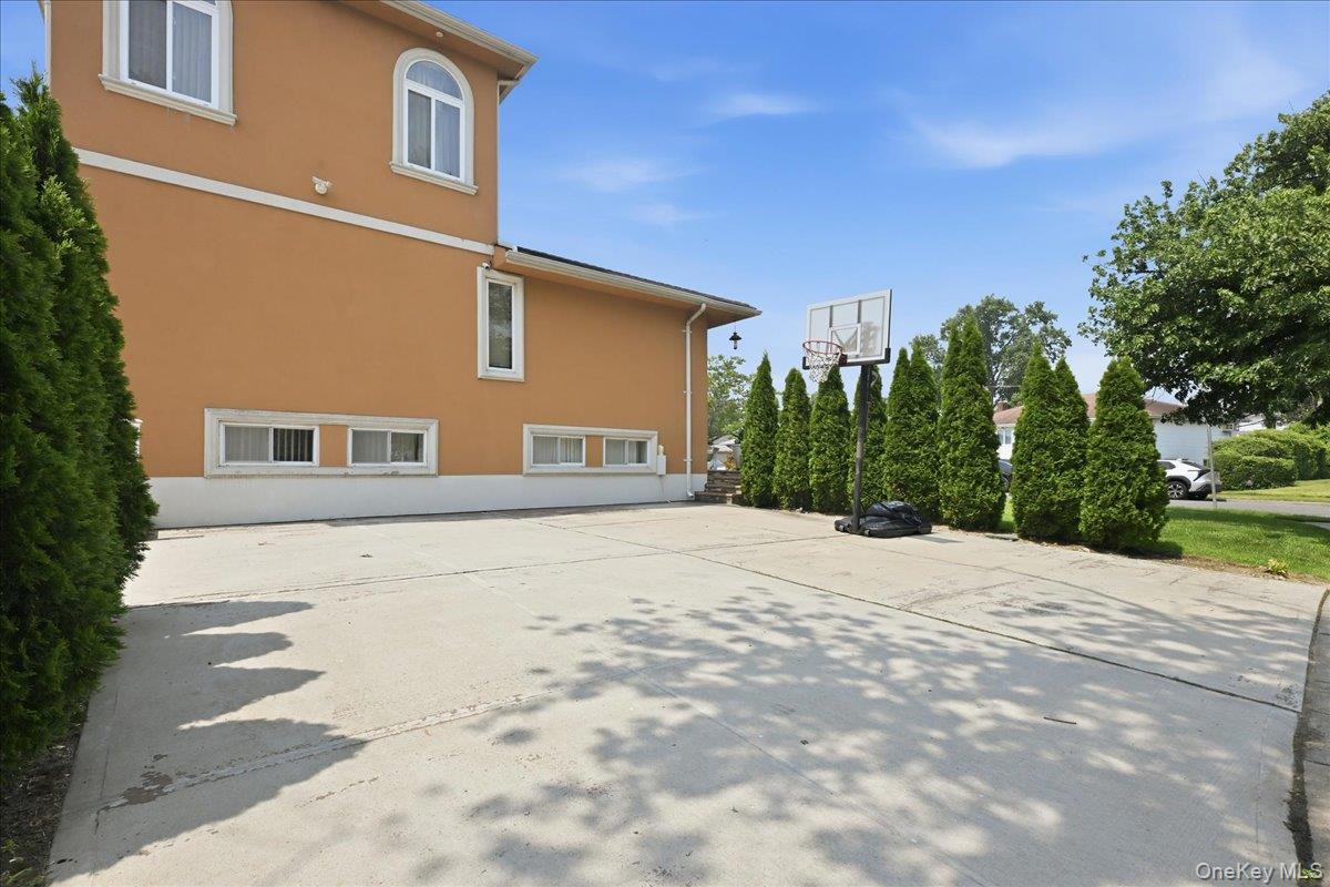 844 Park Lane Property Photo 34