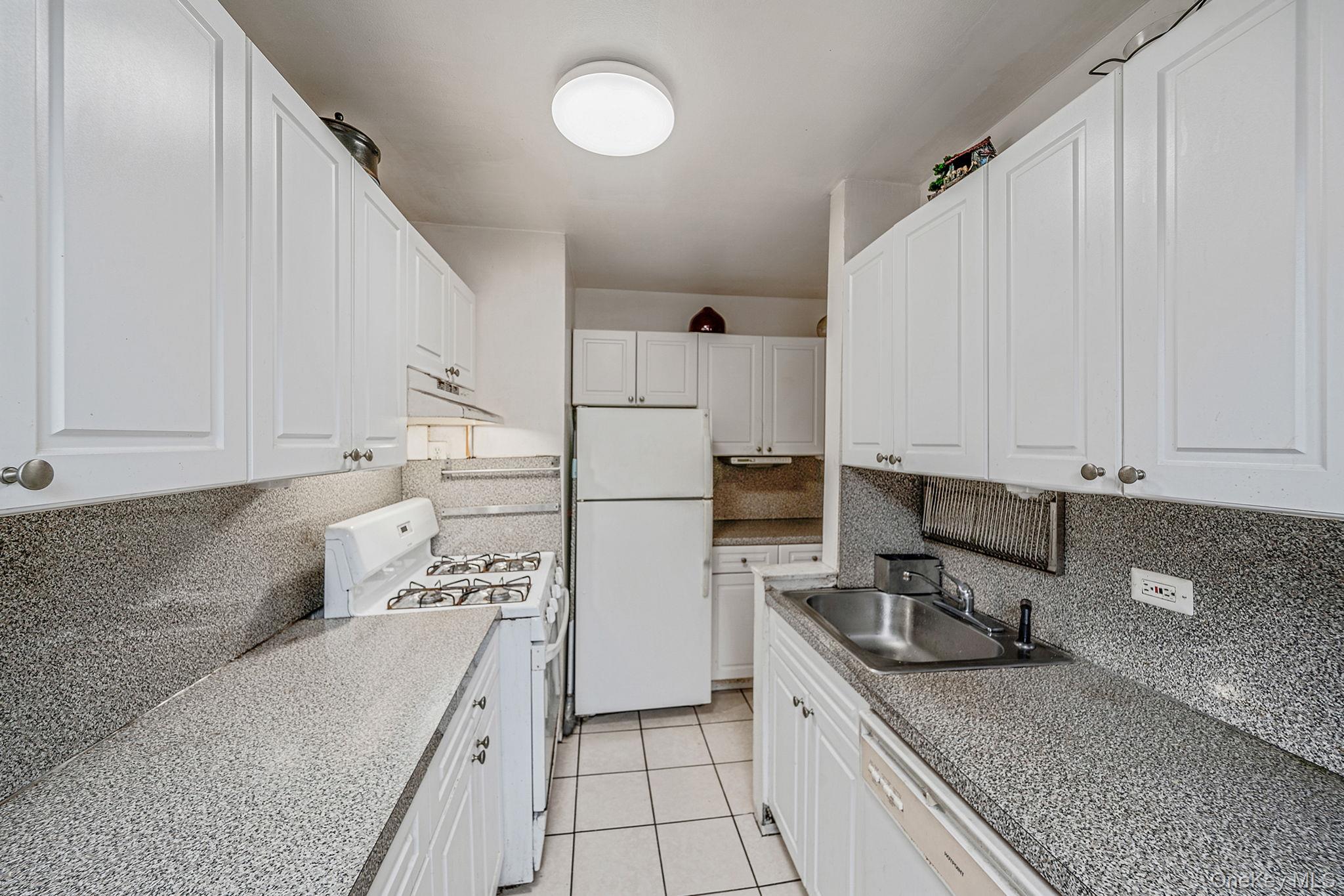 61-25 97th Street 2b Property Photo 11