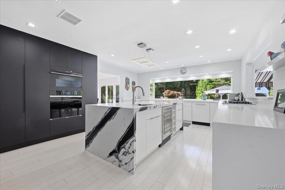 5 Meadow Gate Property Photo 15