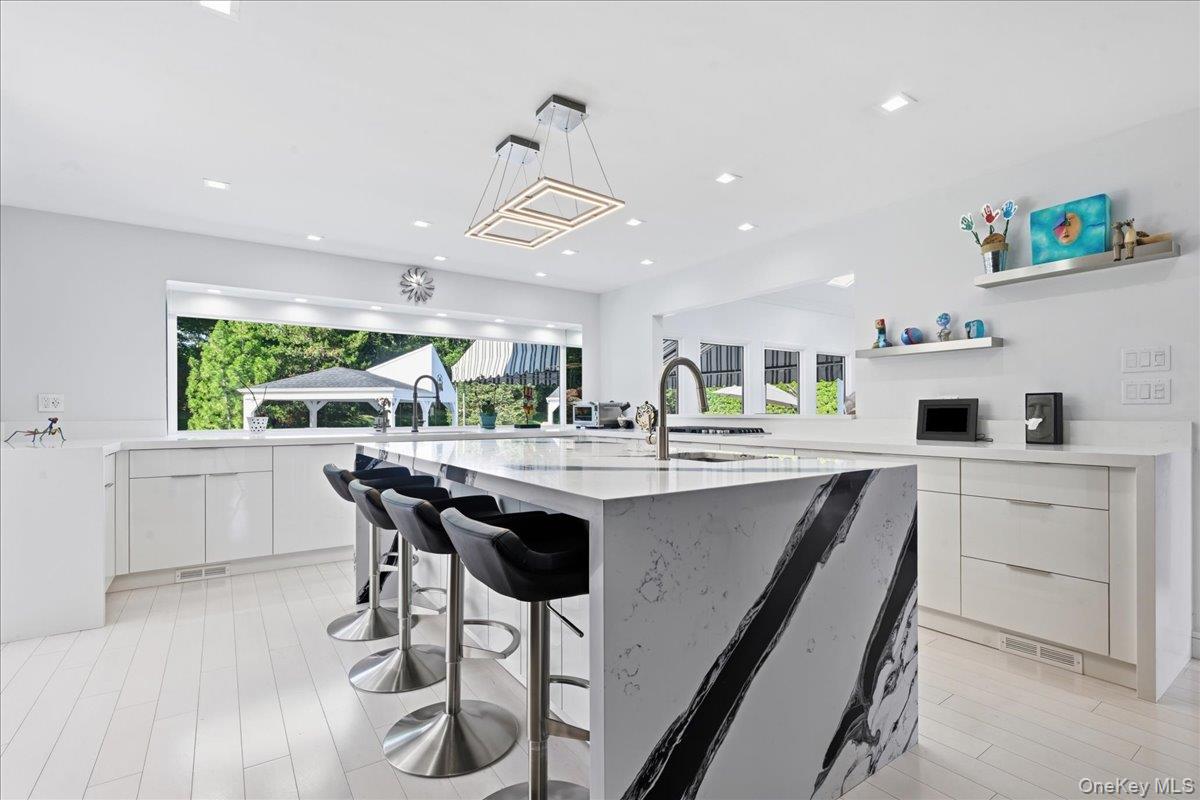 5 Meadow Gate Property Photo 16