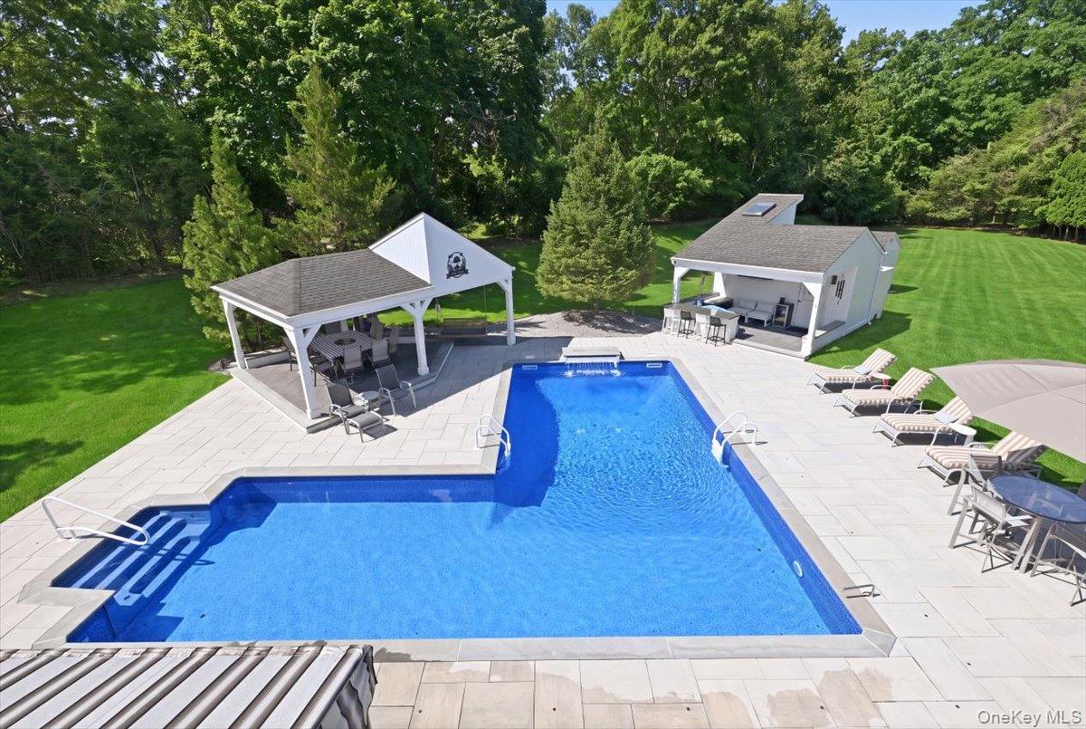 5 Meadow Gate Property Photo 37