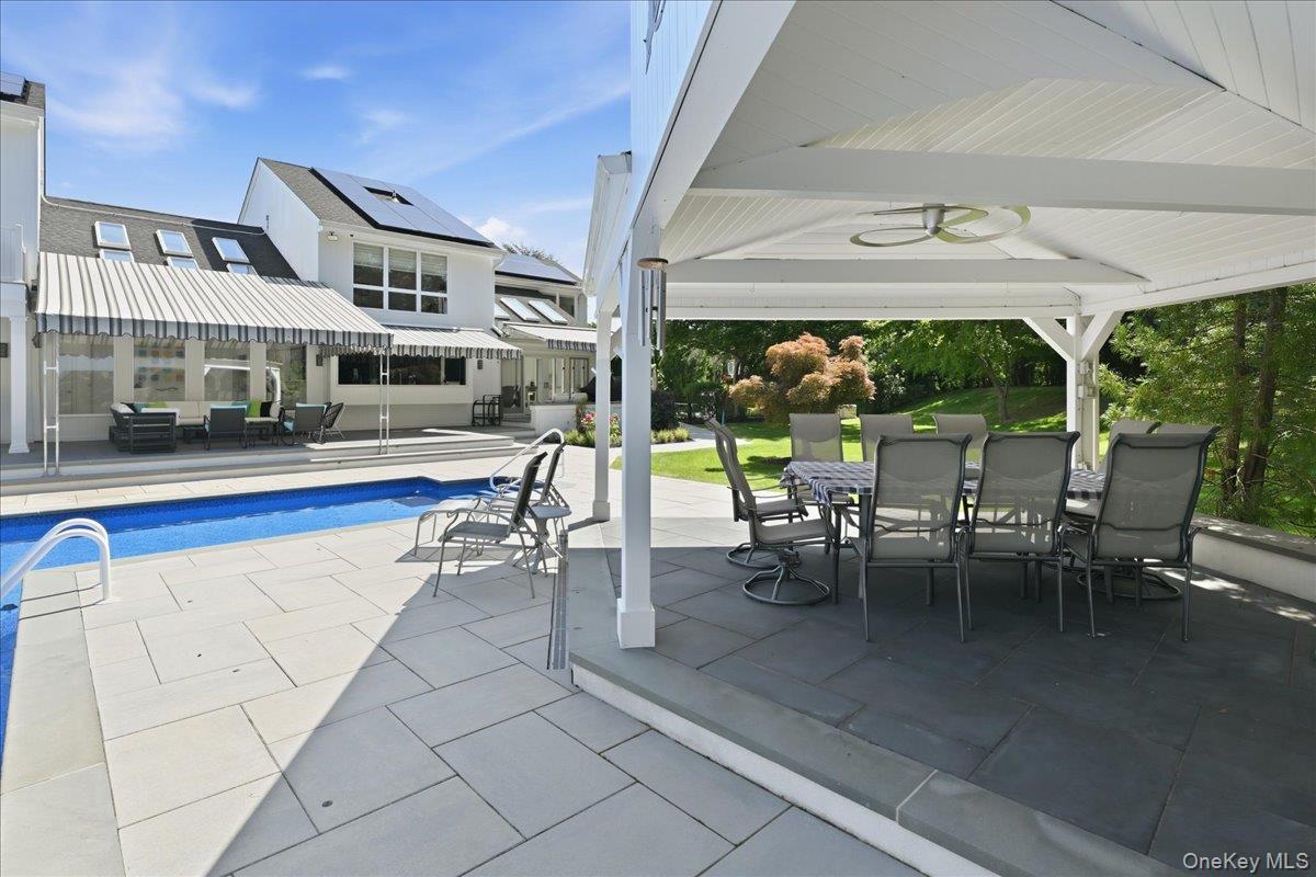 5 Meadow Gate Property Photo 39