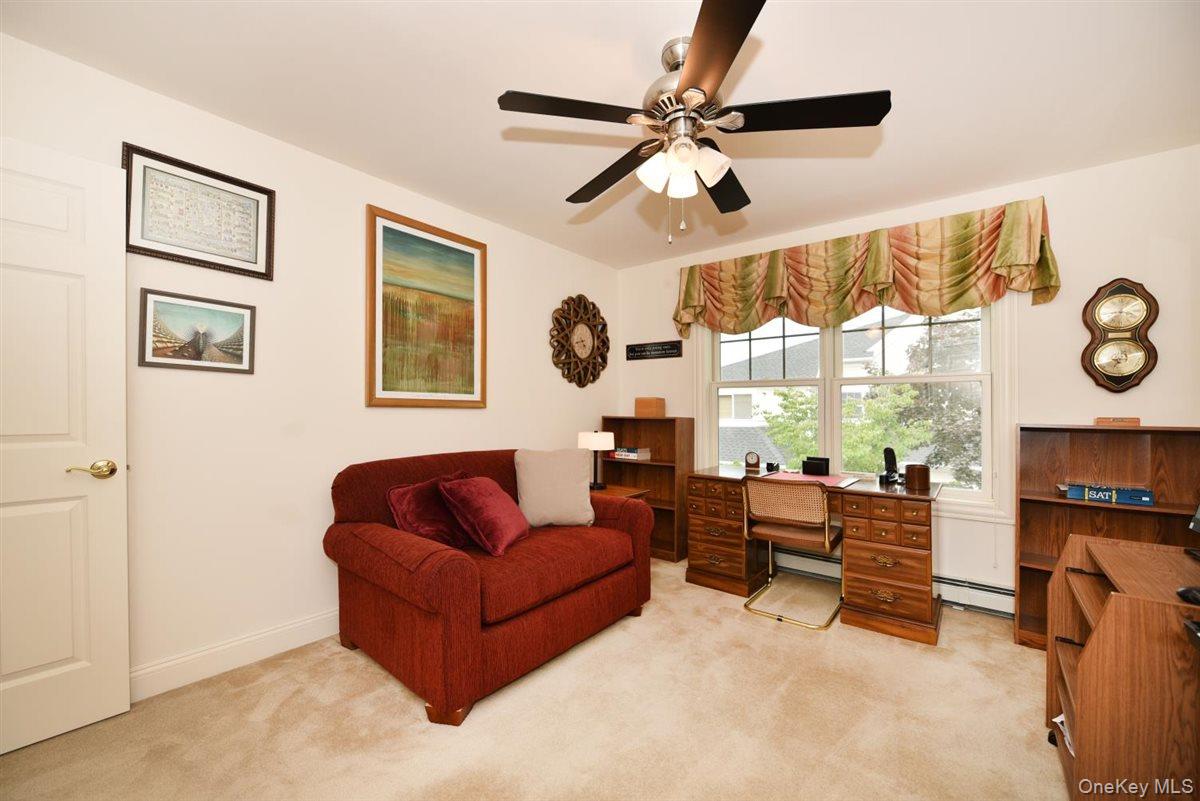 123 Links Court Property Photo 14