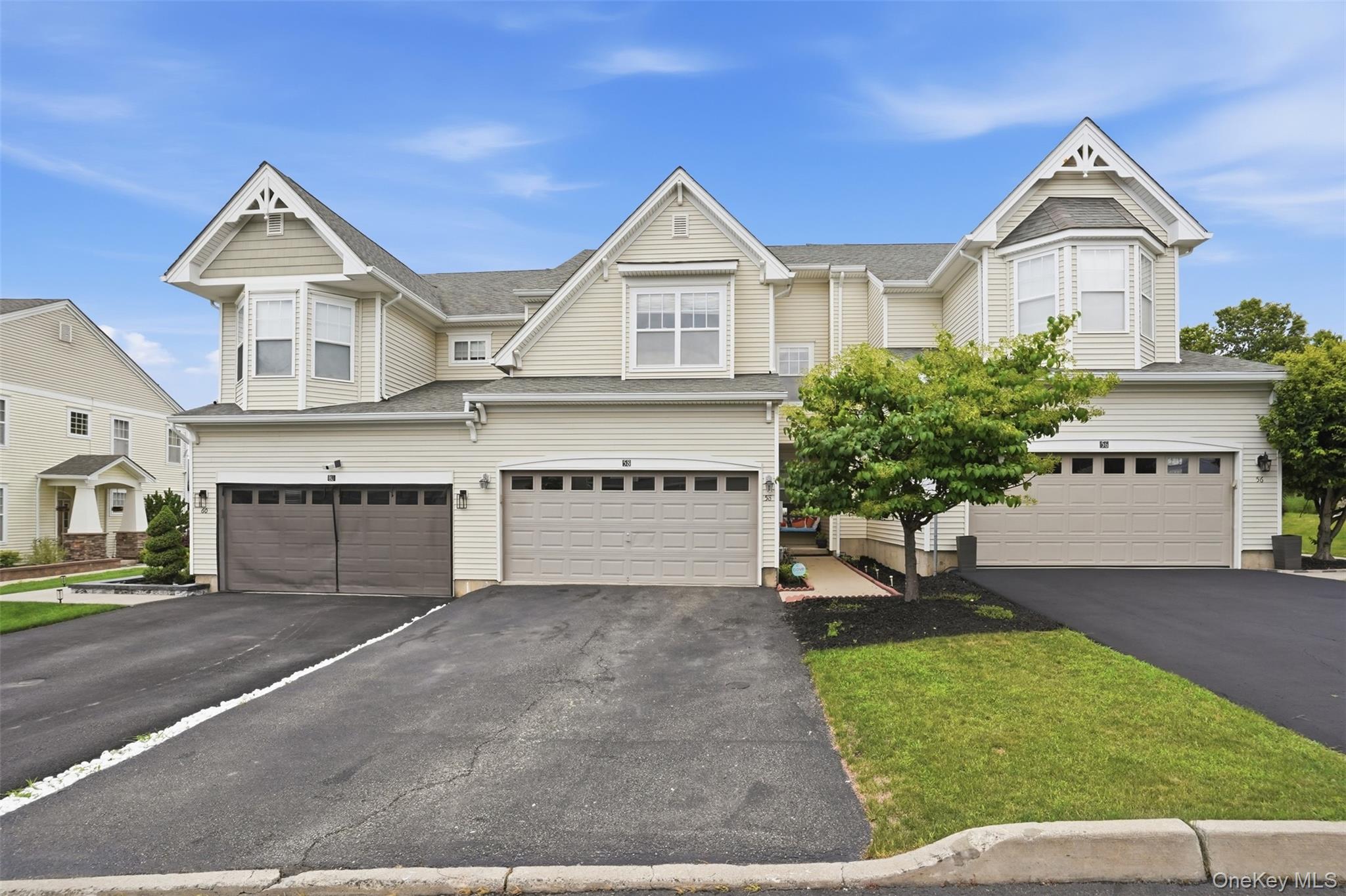 58 Cobblestone Lane Property Photo 1