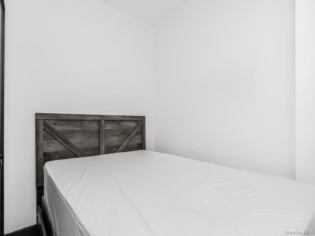 2458 Lorillard Place Property Photo 7