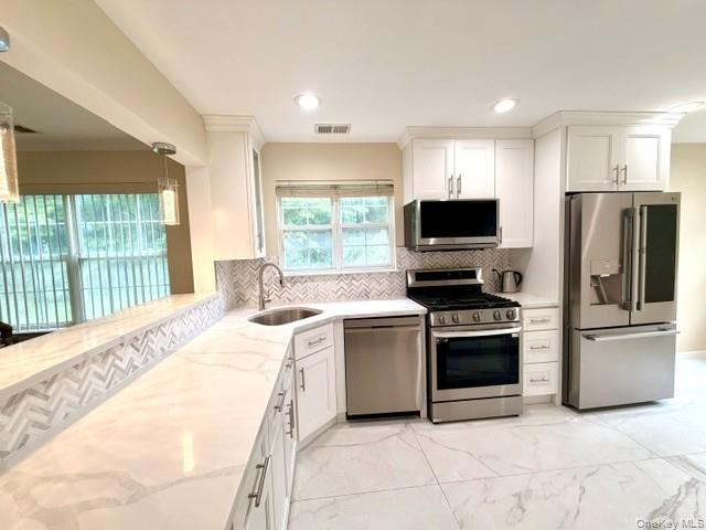 2 Herrels Circle Property Photo 7