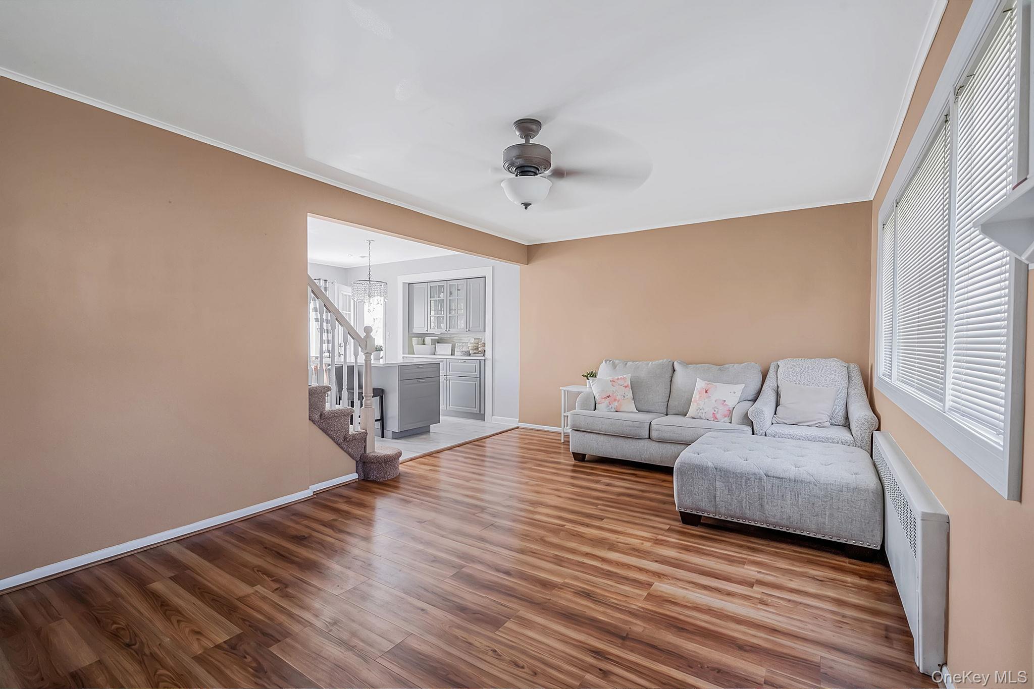 1030 N Fulton Avenue Property Photo 5
