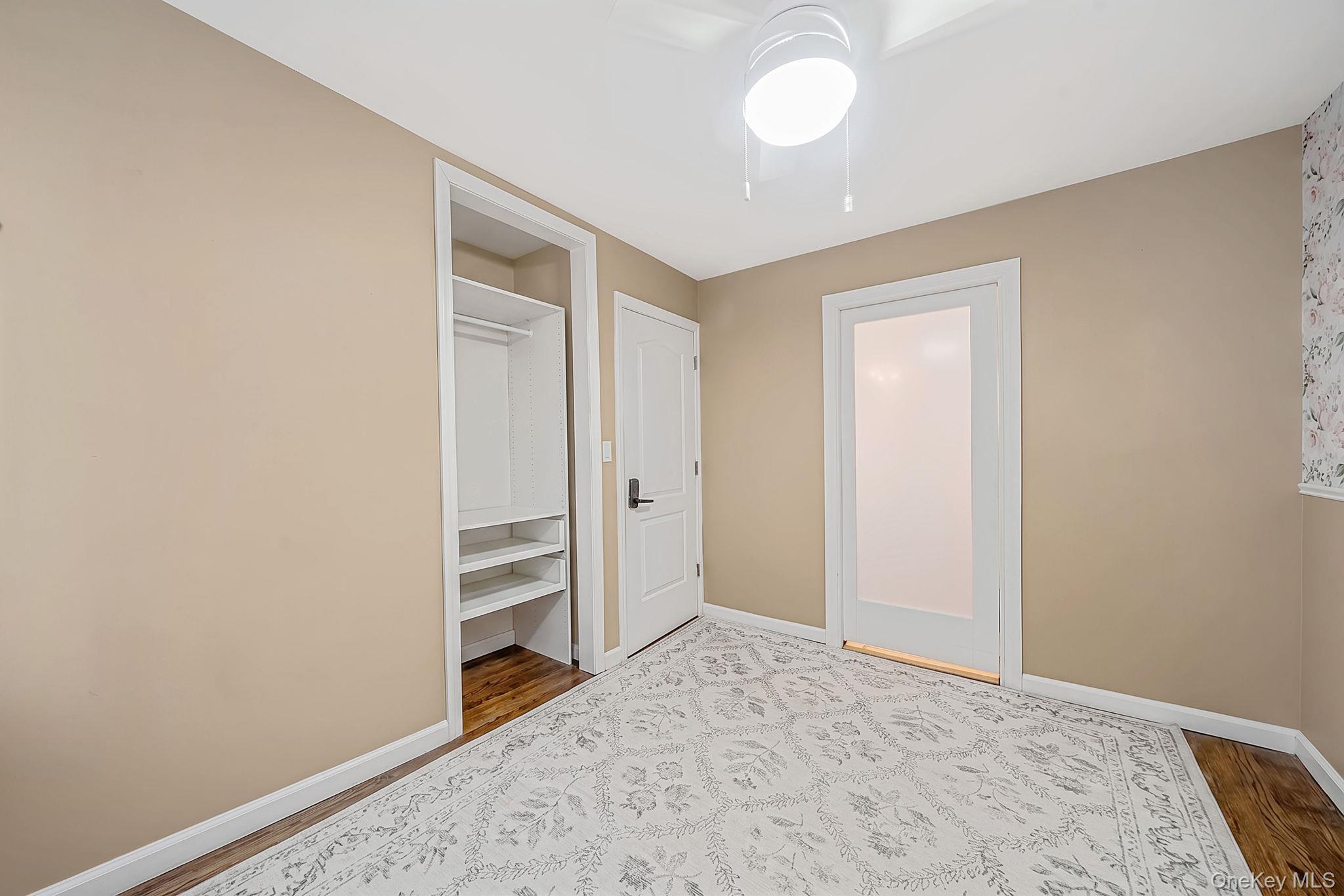 1030 N Fulton Avenue Property Photo 15