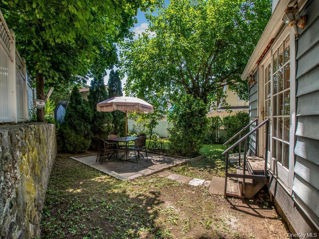 4 Depew Street Property Photo 6