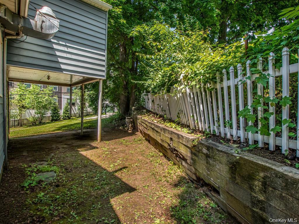 4 Depew Street Property Photo 7