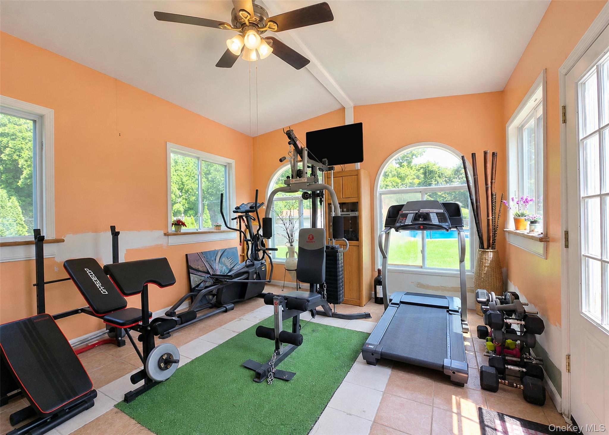 17 Carriage Lane Property Photo 14