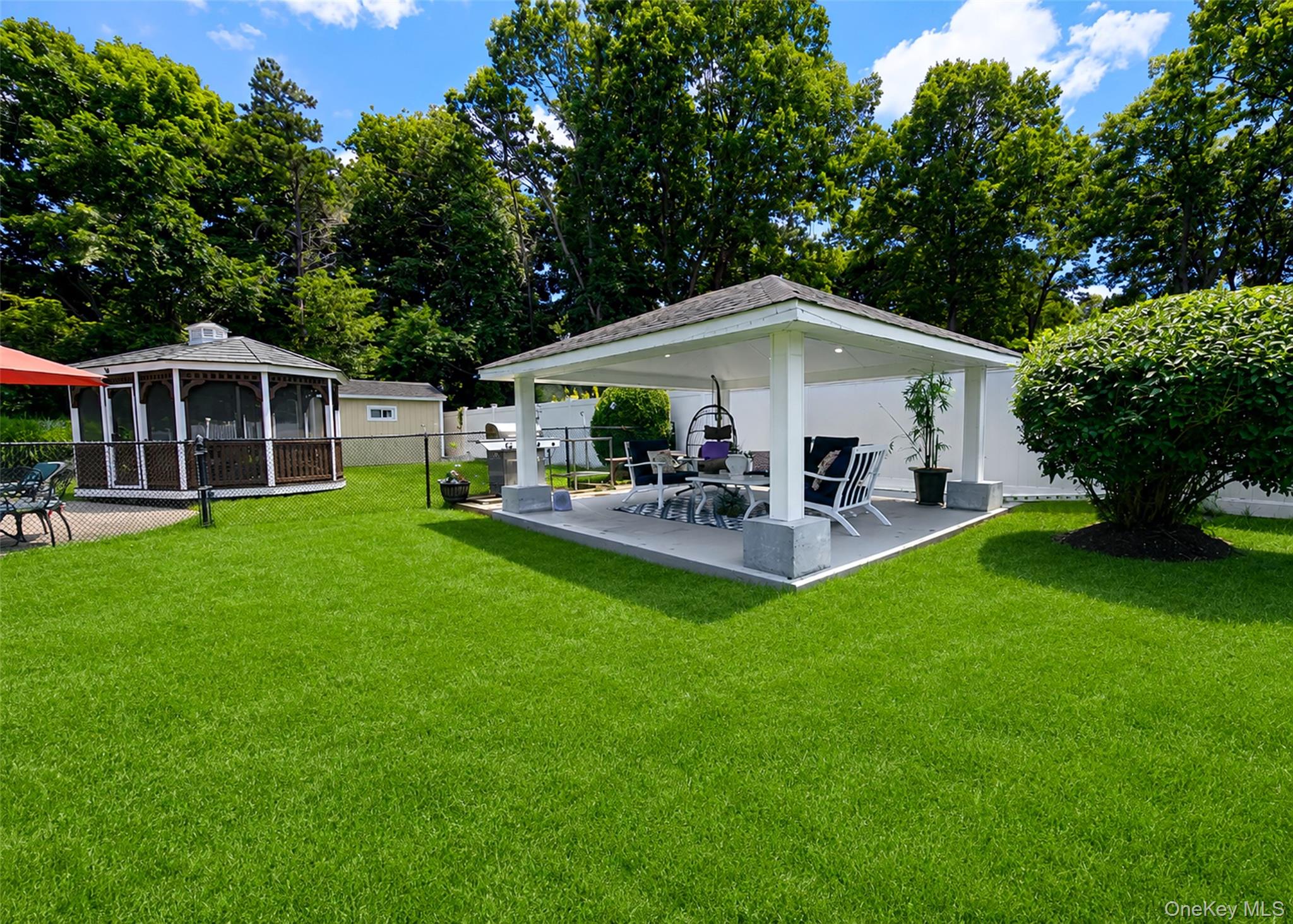 17 Carriage Lane Property Photo 26