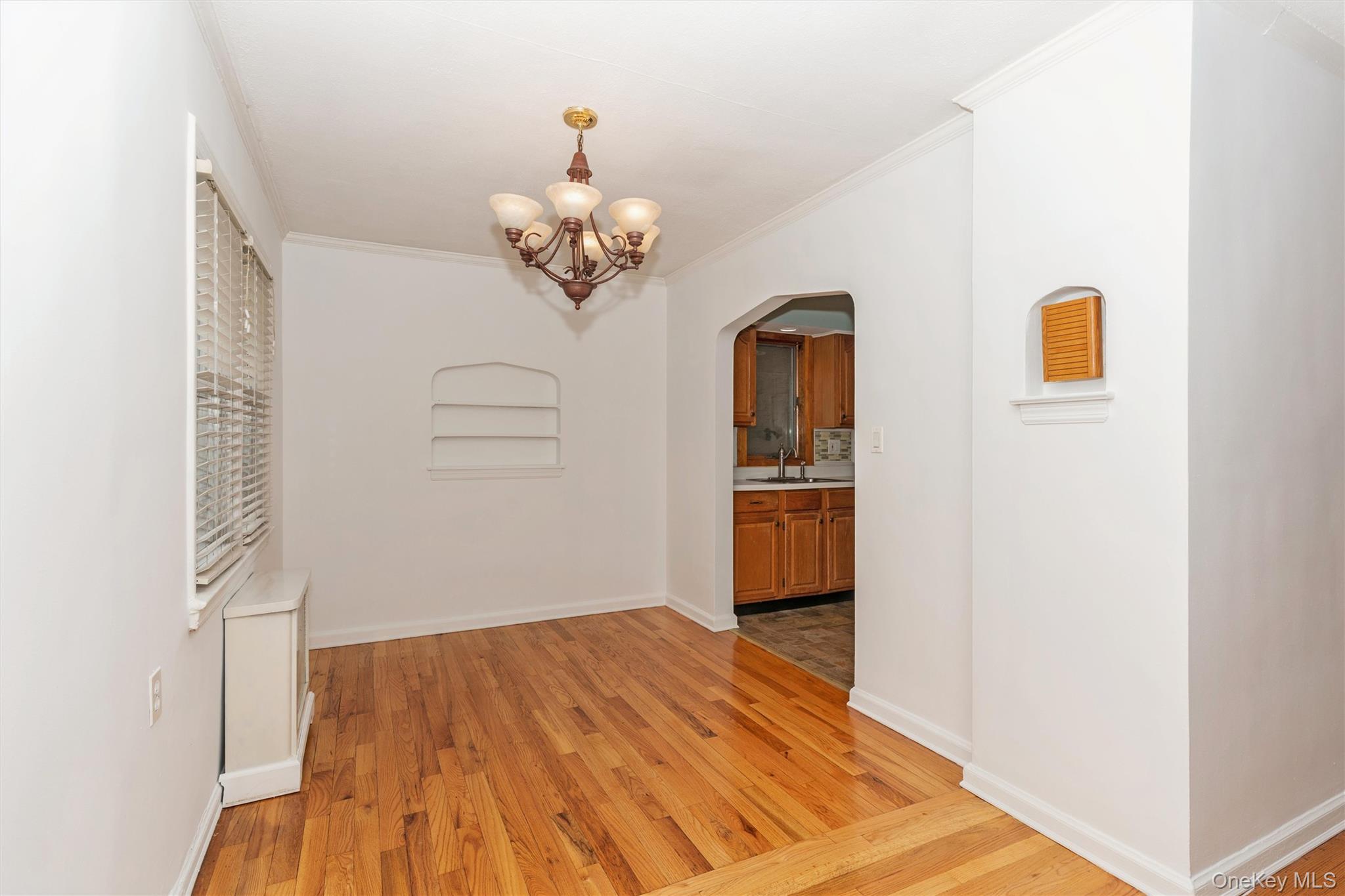 1493 New Hyde Park Drive Property Photo 5