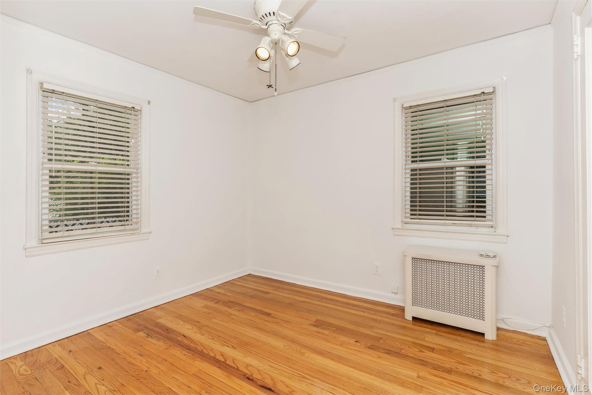 1493 New Hyde Park Drive Property Photo 10