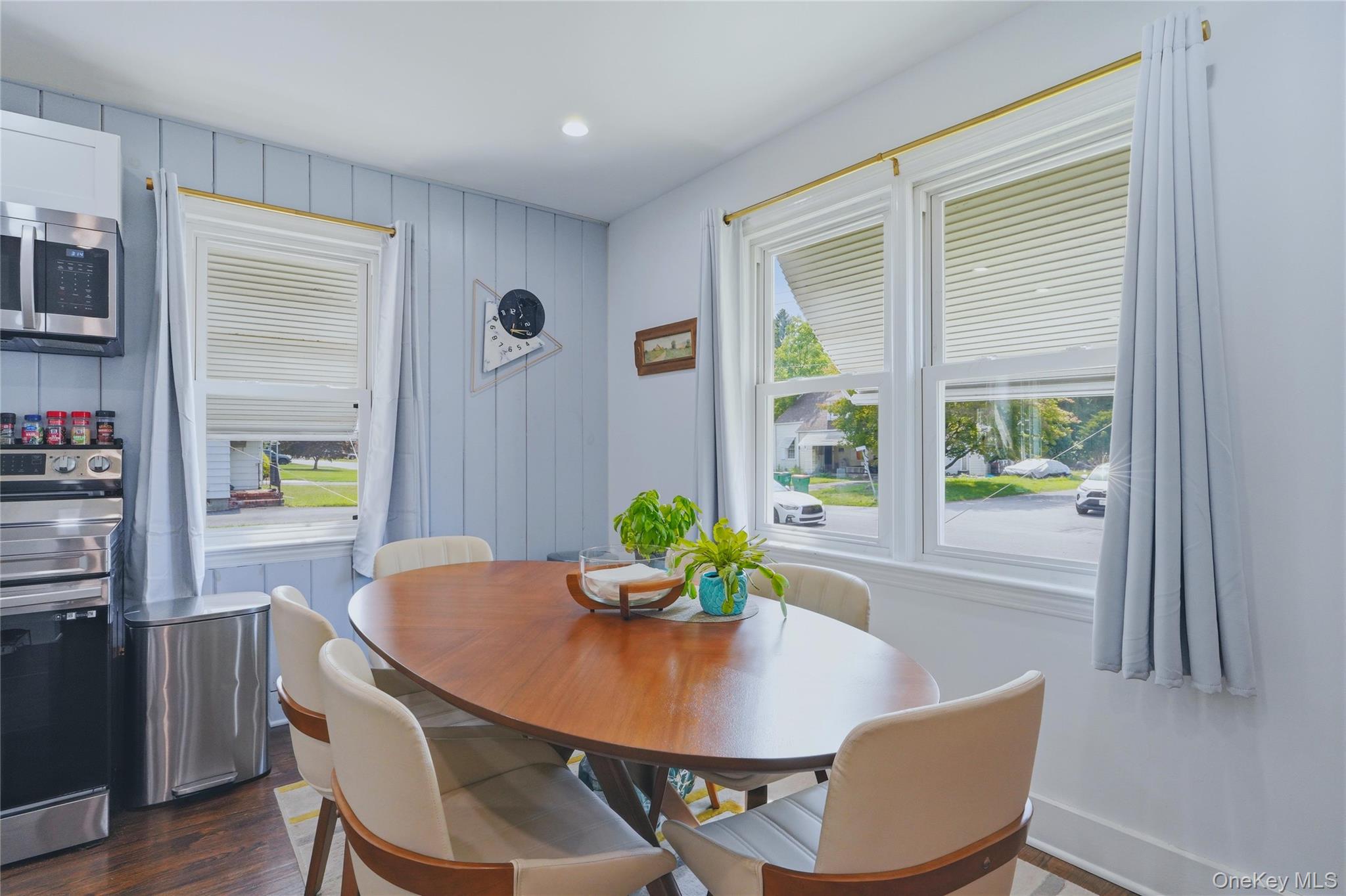26 Ziegler Avenue Property Photo 6