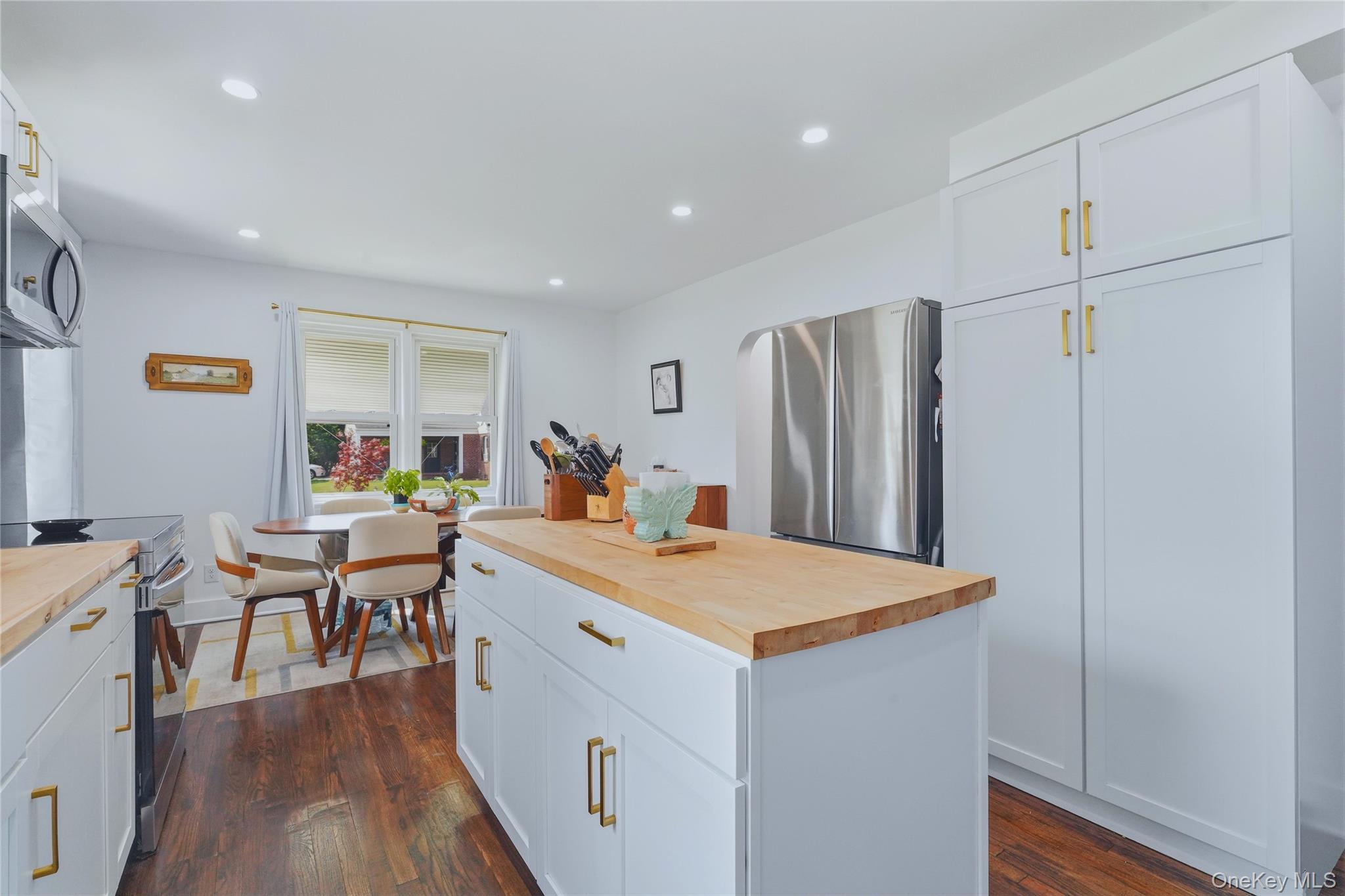 26 Ziegler Avenue Property Photo 10
