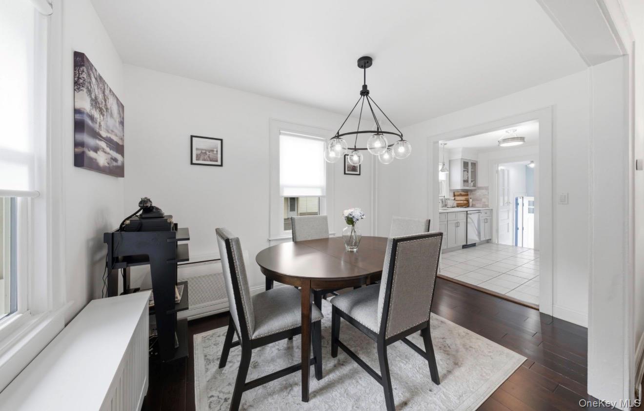8 Rosewood Avenue Property Photo 11