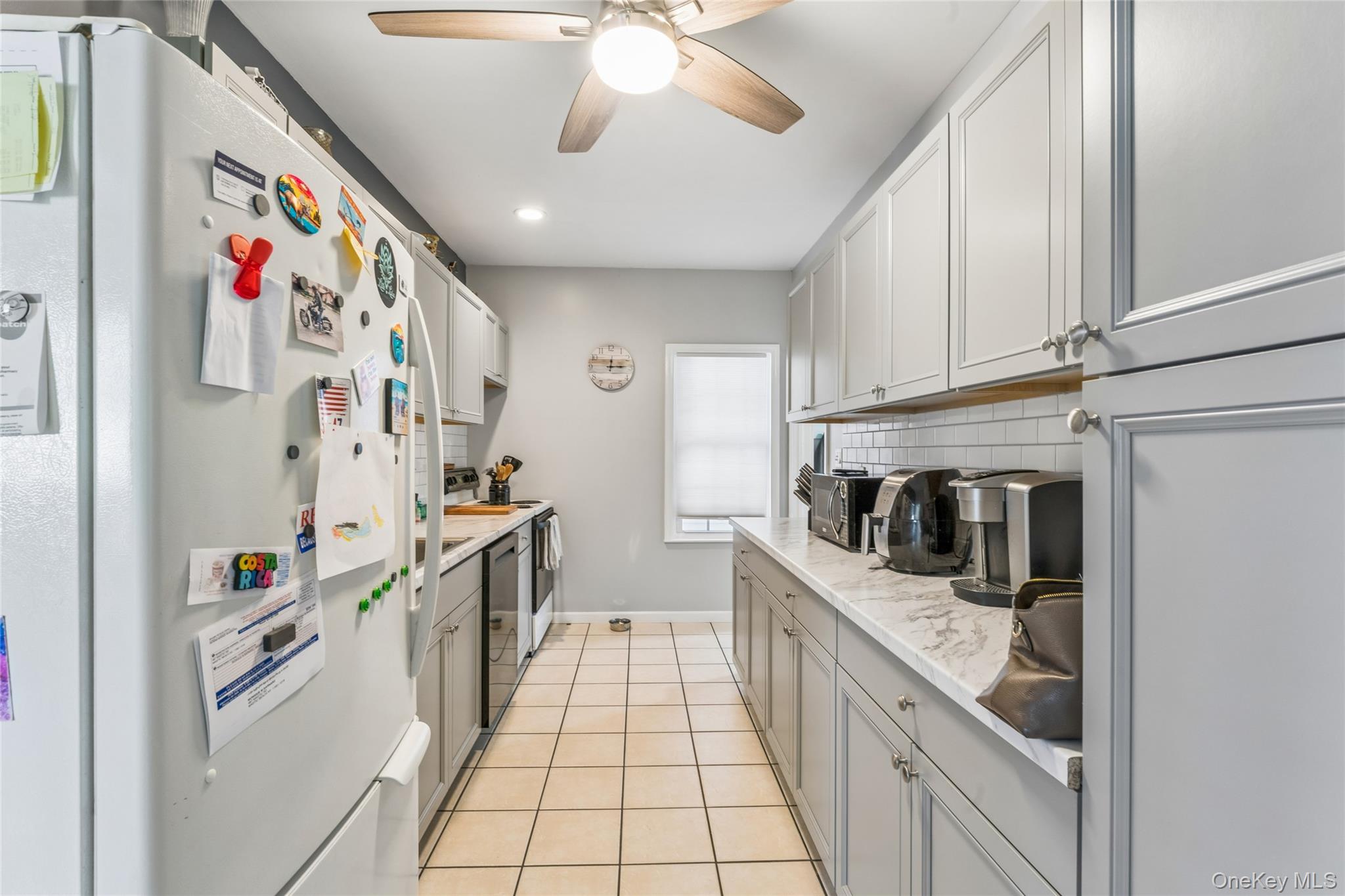 487 Mastic Road Property Photo 6