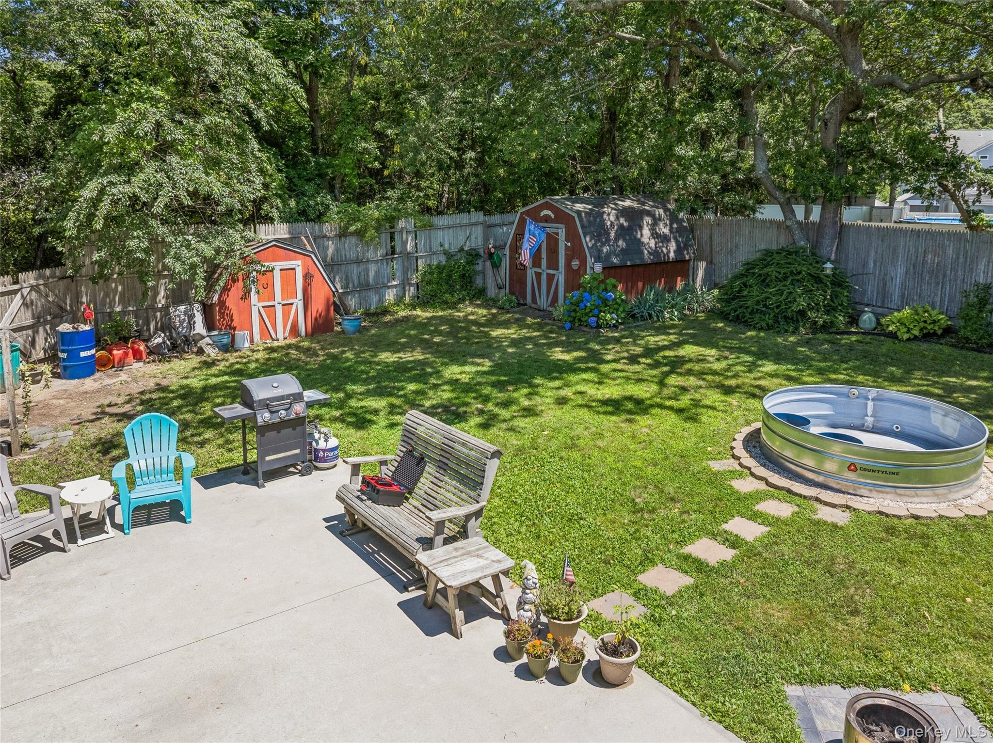 487 Mastic Road Property Photo 20