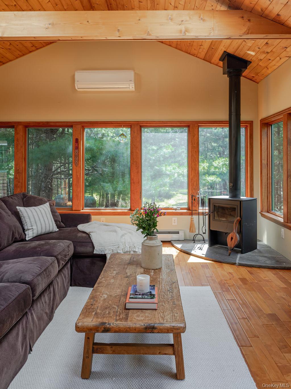 490 Peak Road Property Photo 10