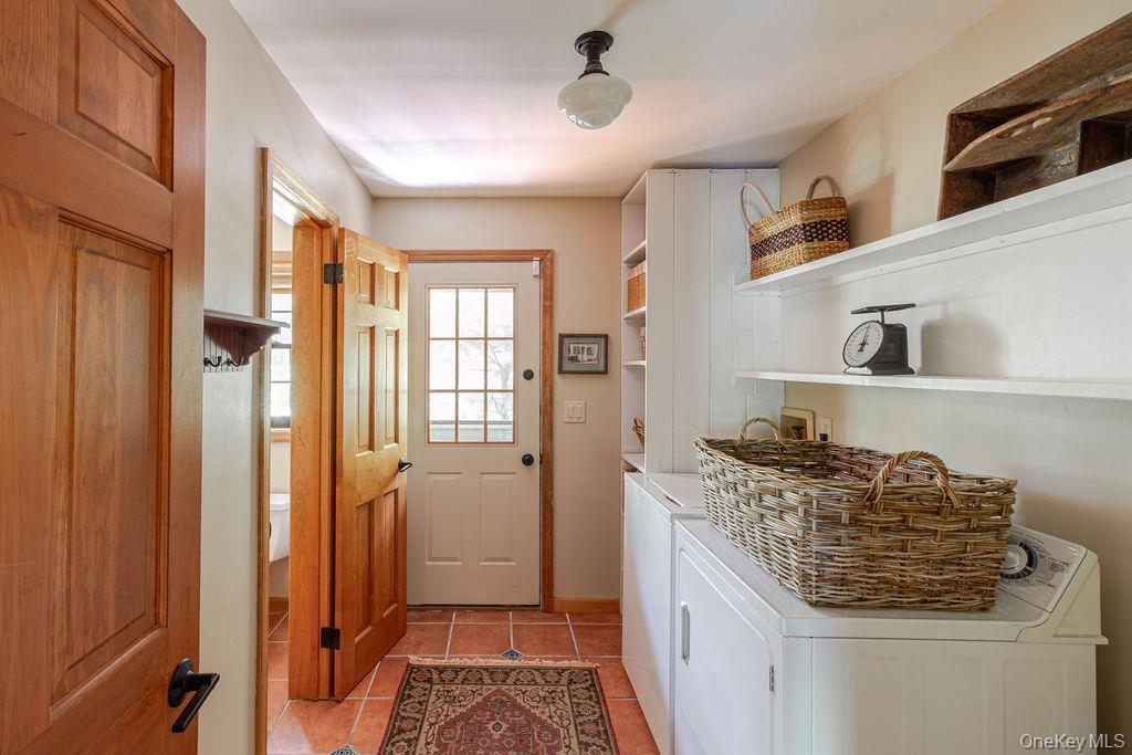 490 Peak Road Property Photo 11
