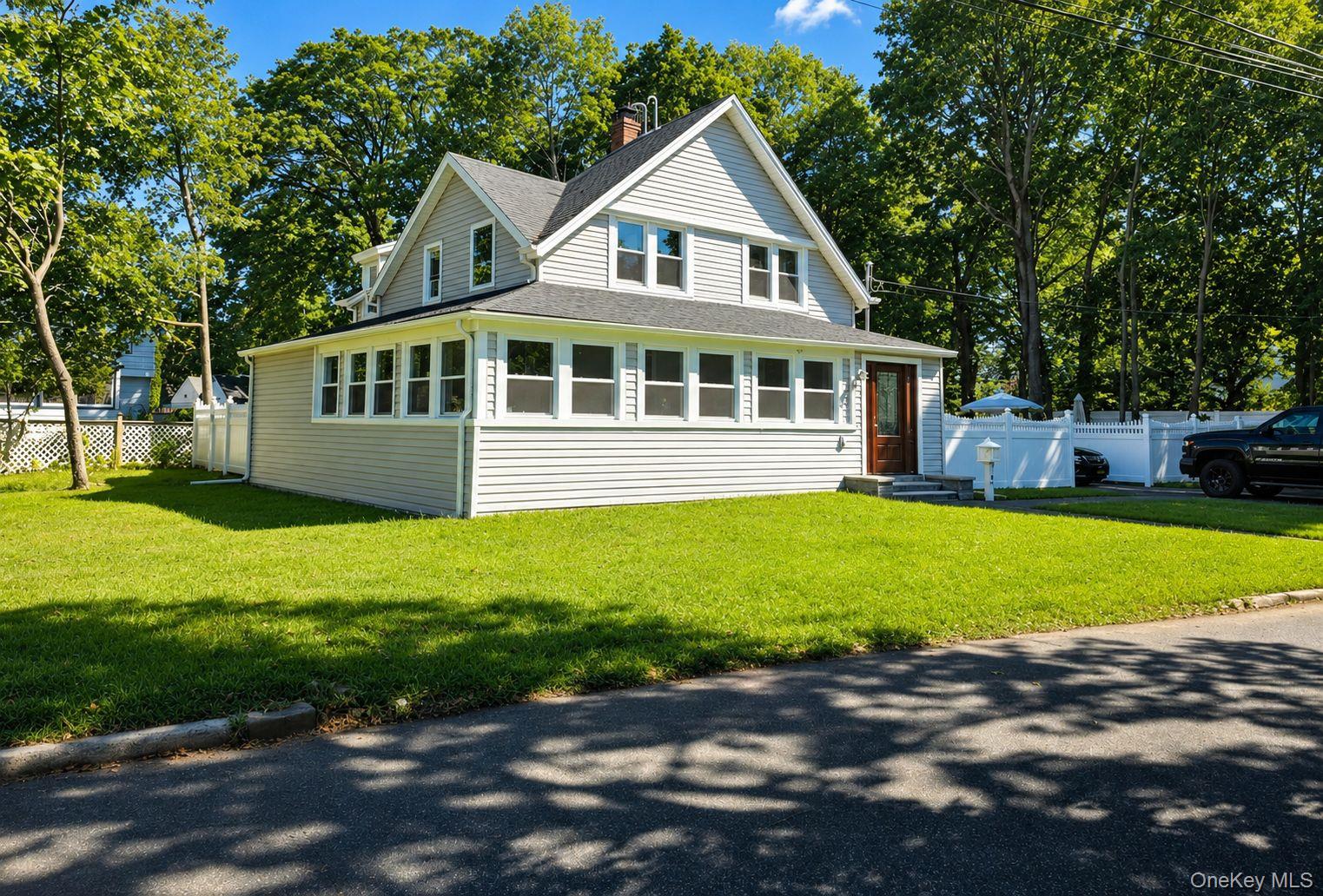 165 Cedar Street Property Photo 2