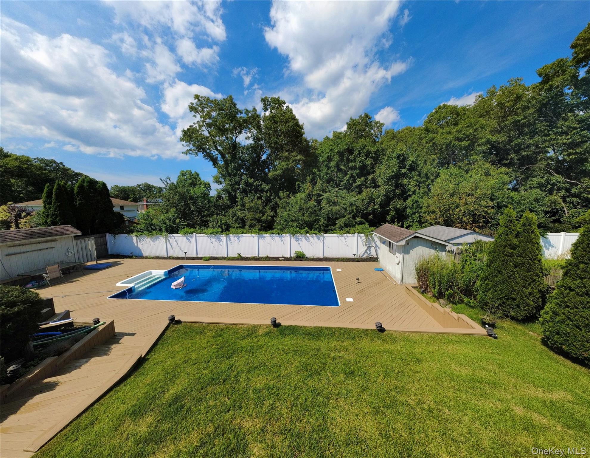29 Sandy Hollow Drive Property Photo 2