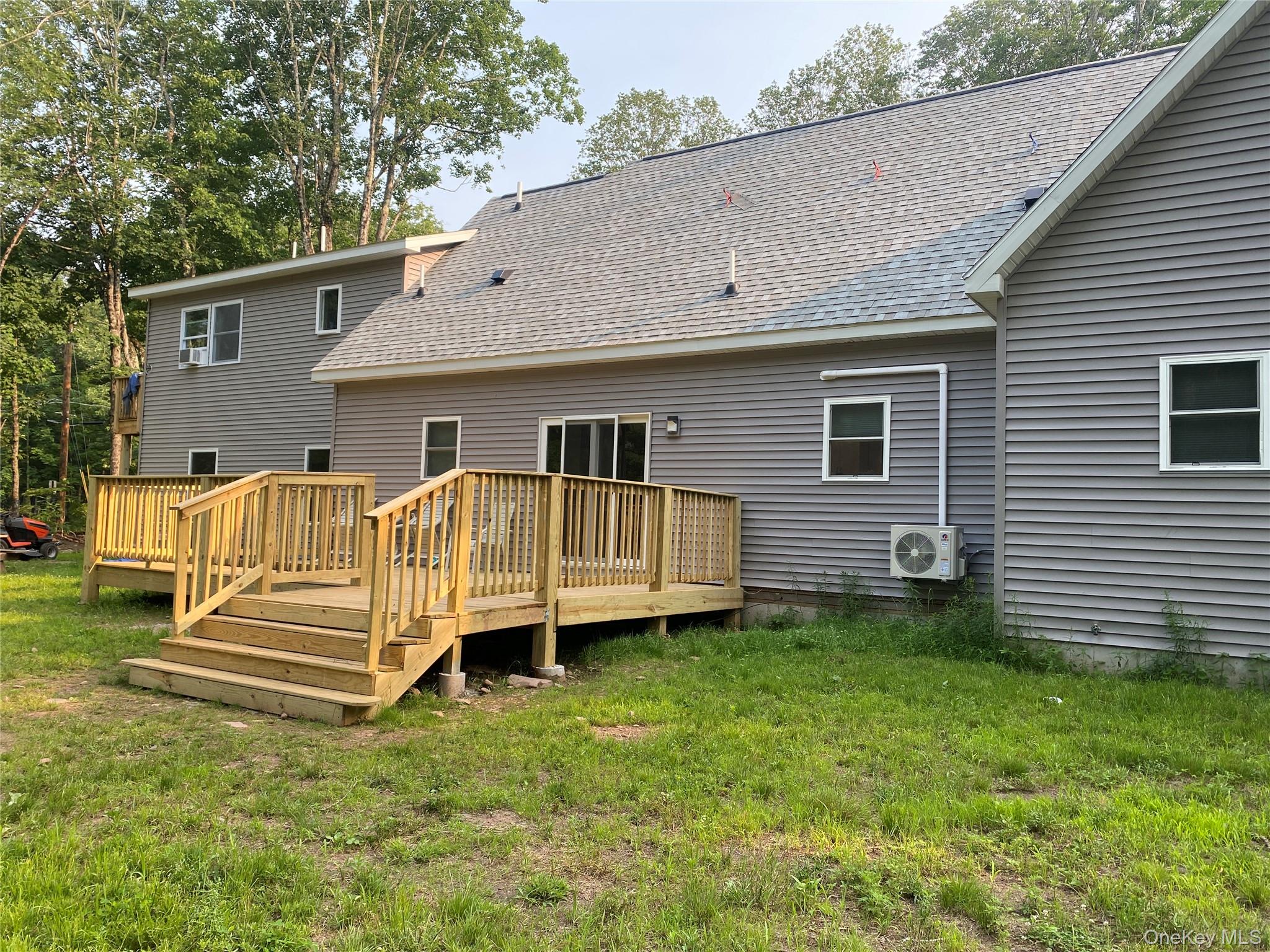 159 Park Lane Property Photo 5