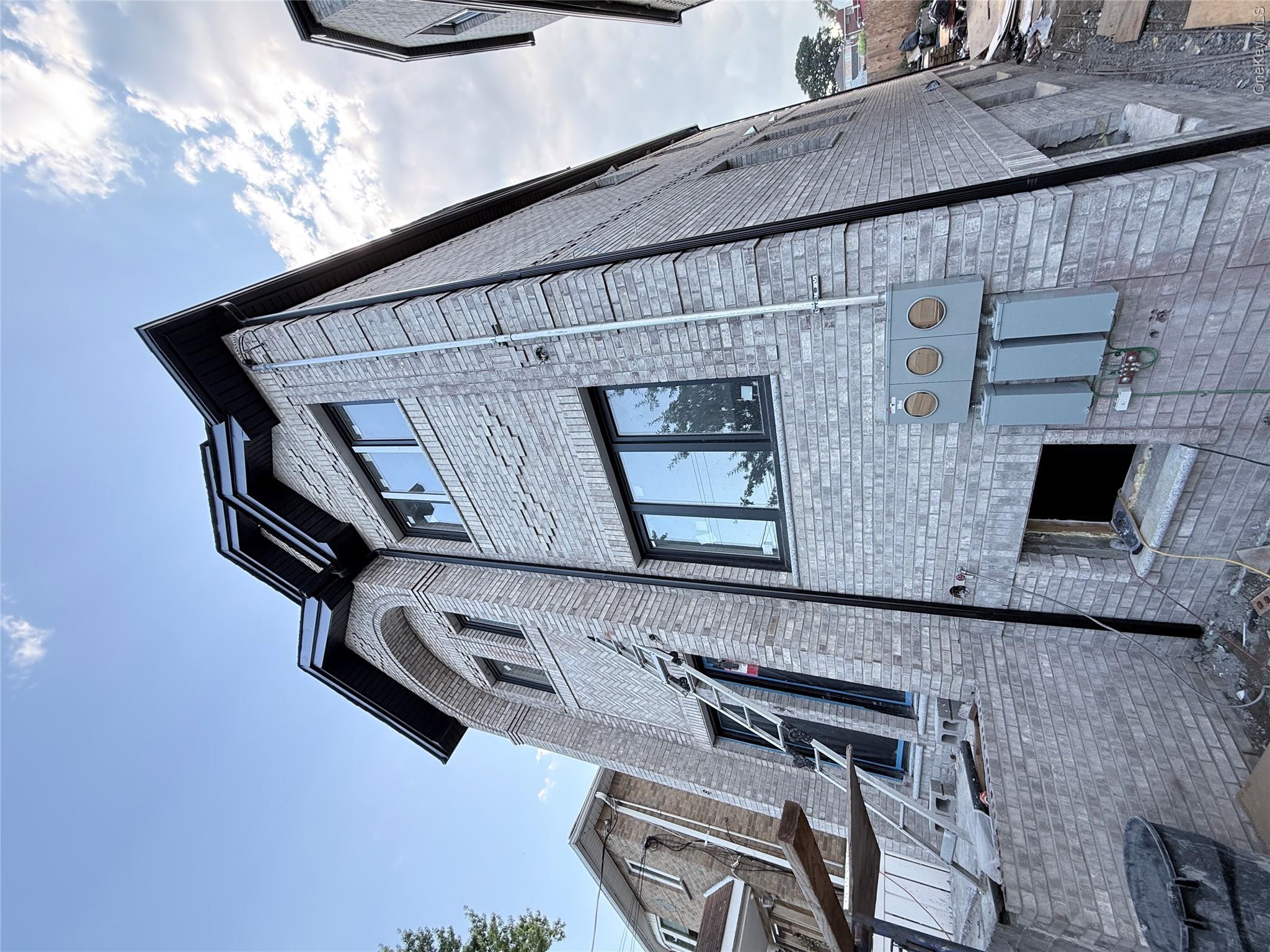 1708 149th Street Property Photo 3