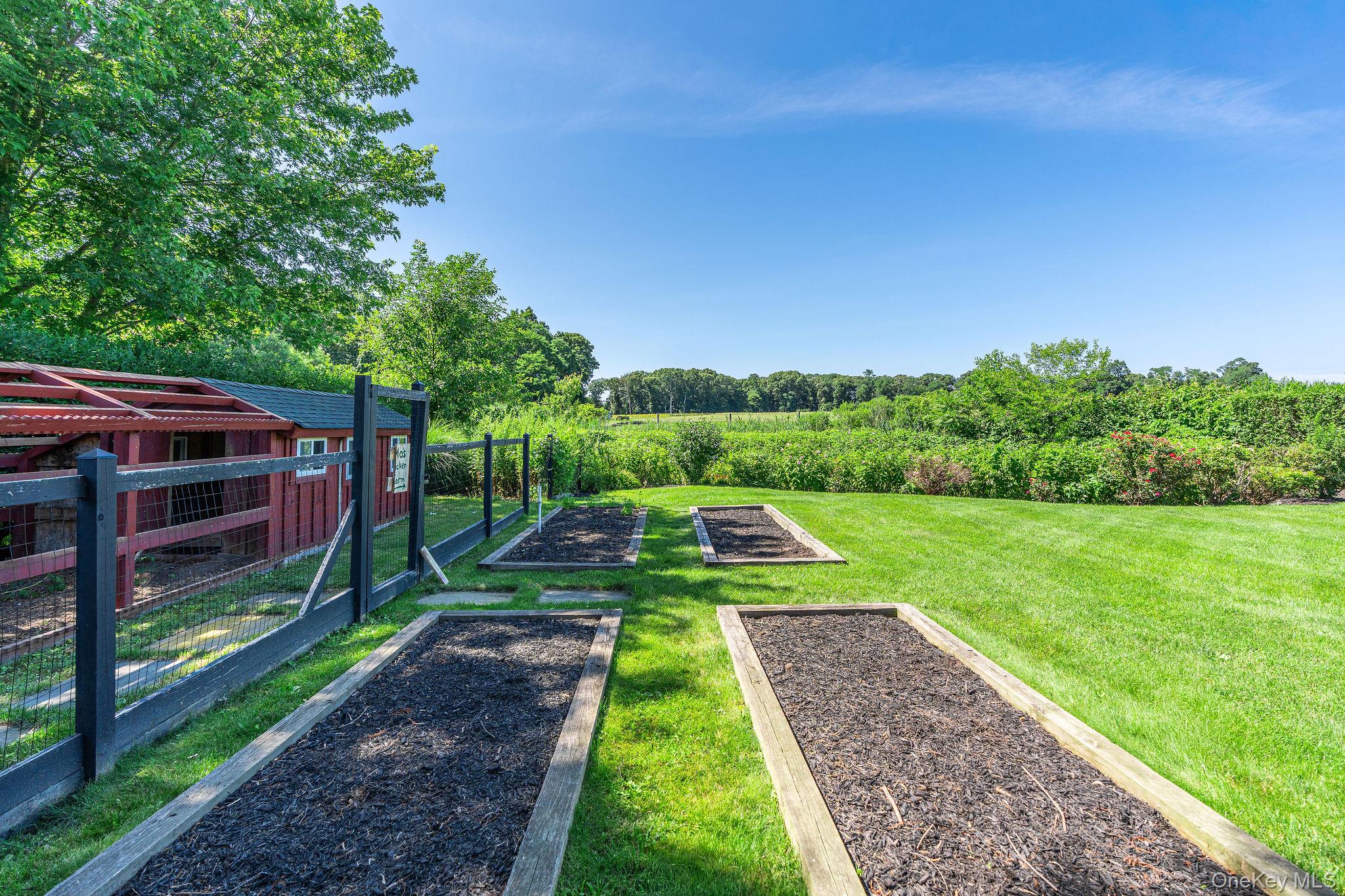 118 Peconic Bay Boulevard Property Photo 30