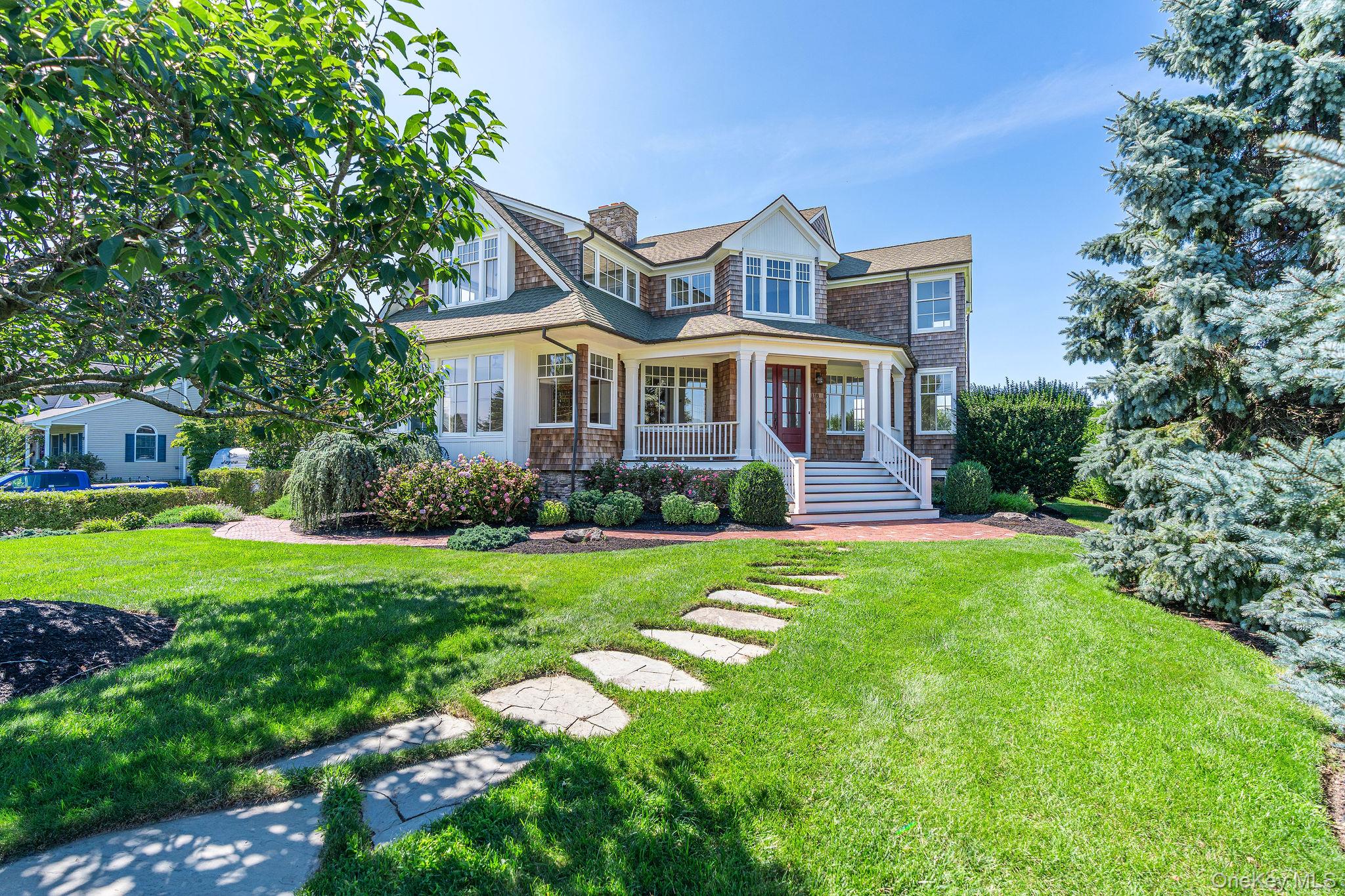 118 Peconic Bay Boulevard Property Photo 33