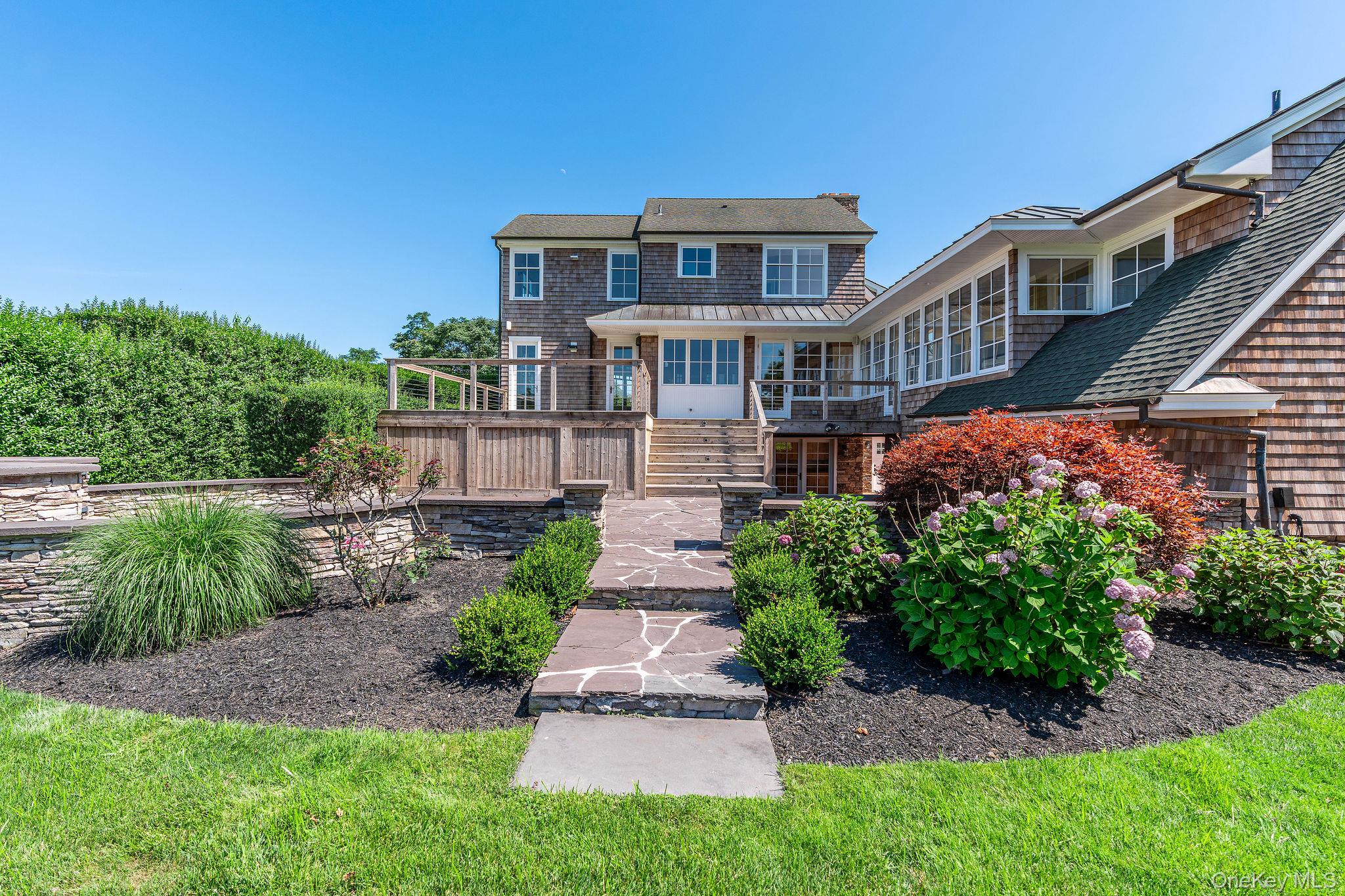 118 Peconic Bay Boulevard Property Photo 36