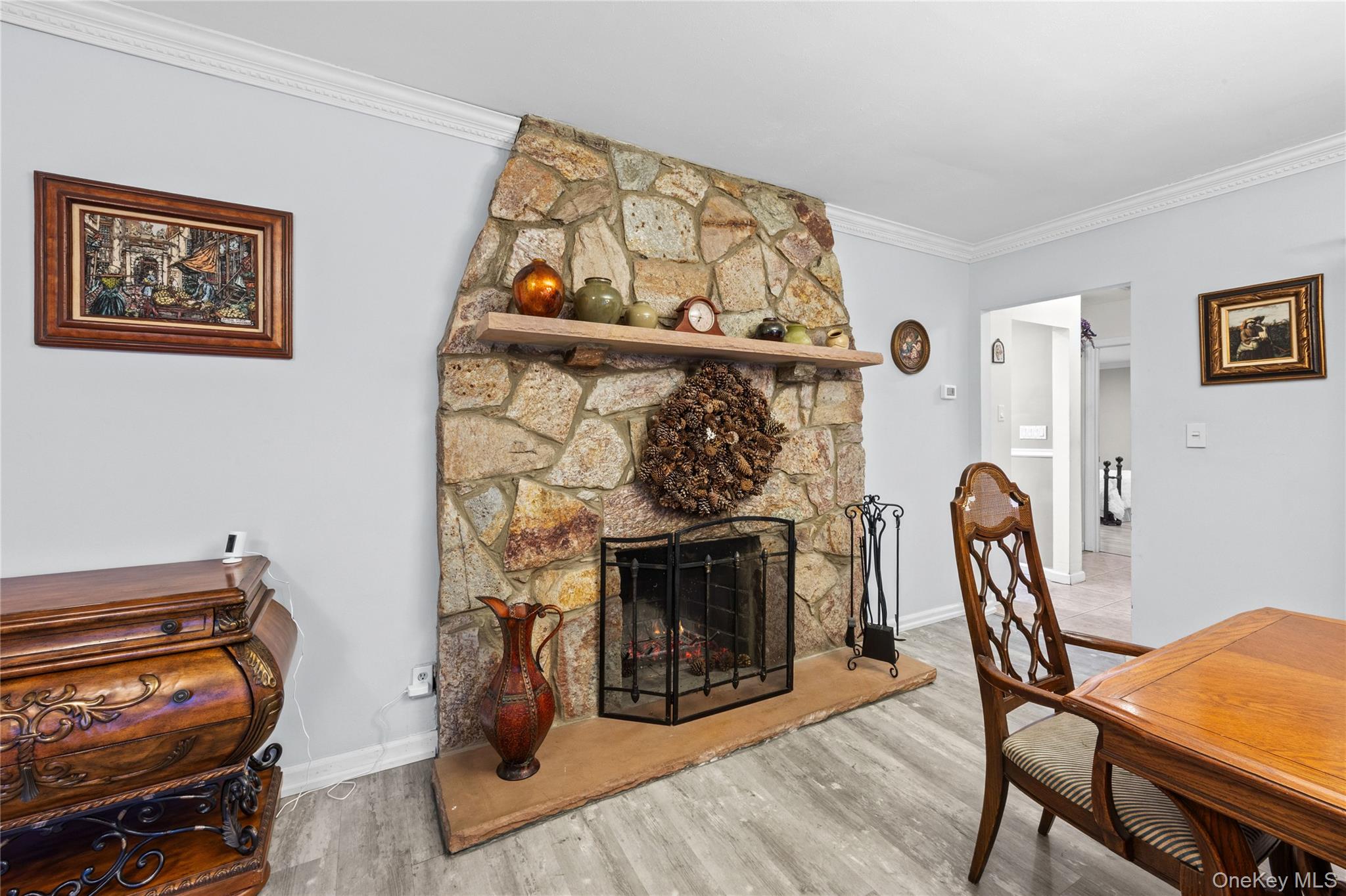 579 Empire Avenue Property Photo 3