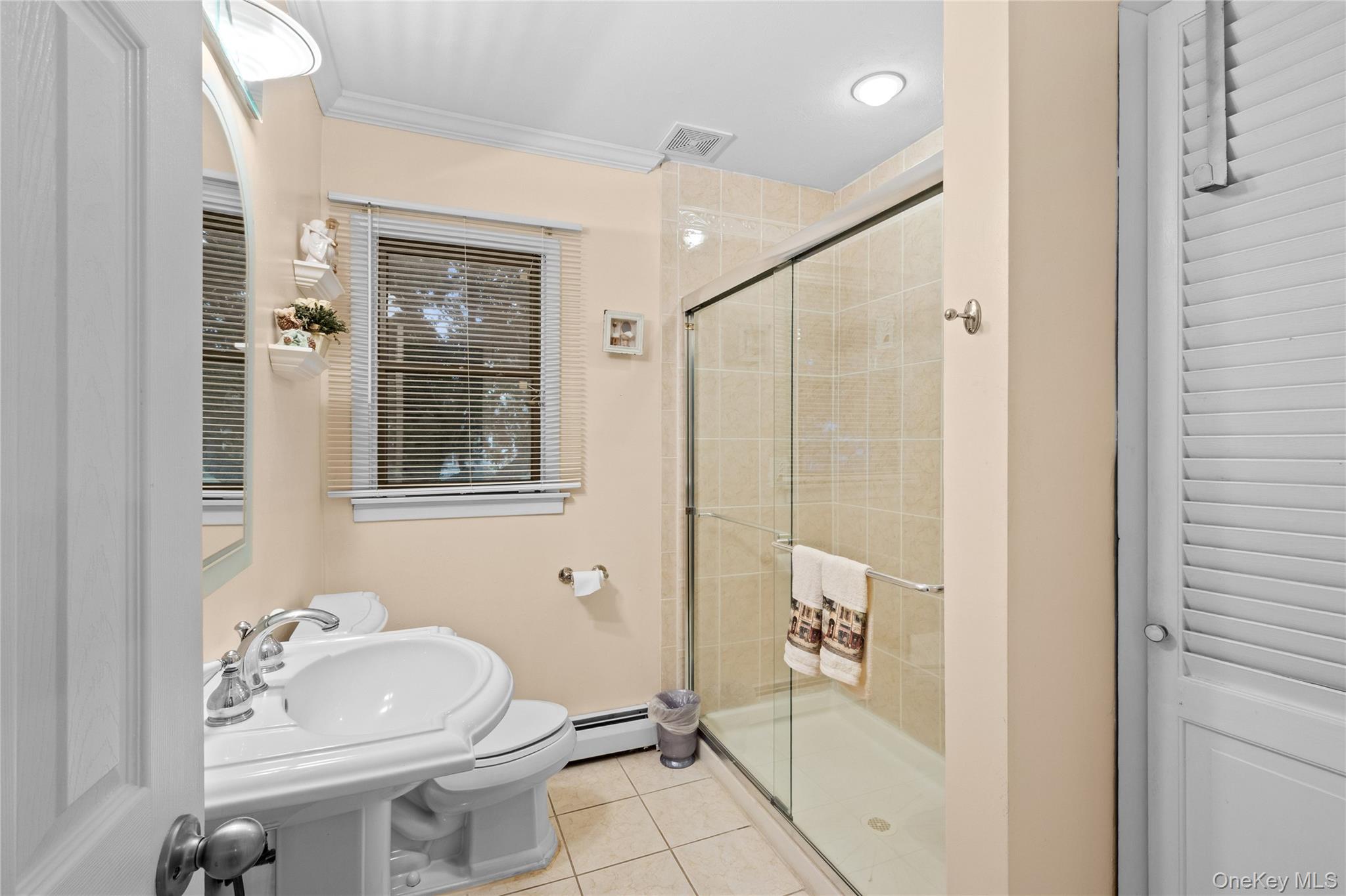 579 Empire Avenue Property Photo 19