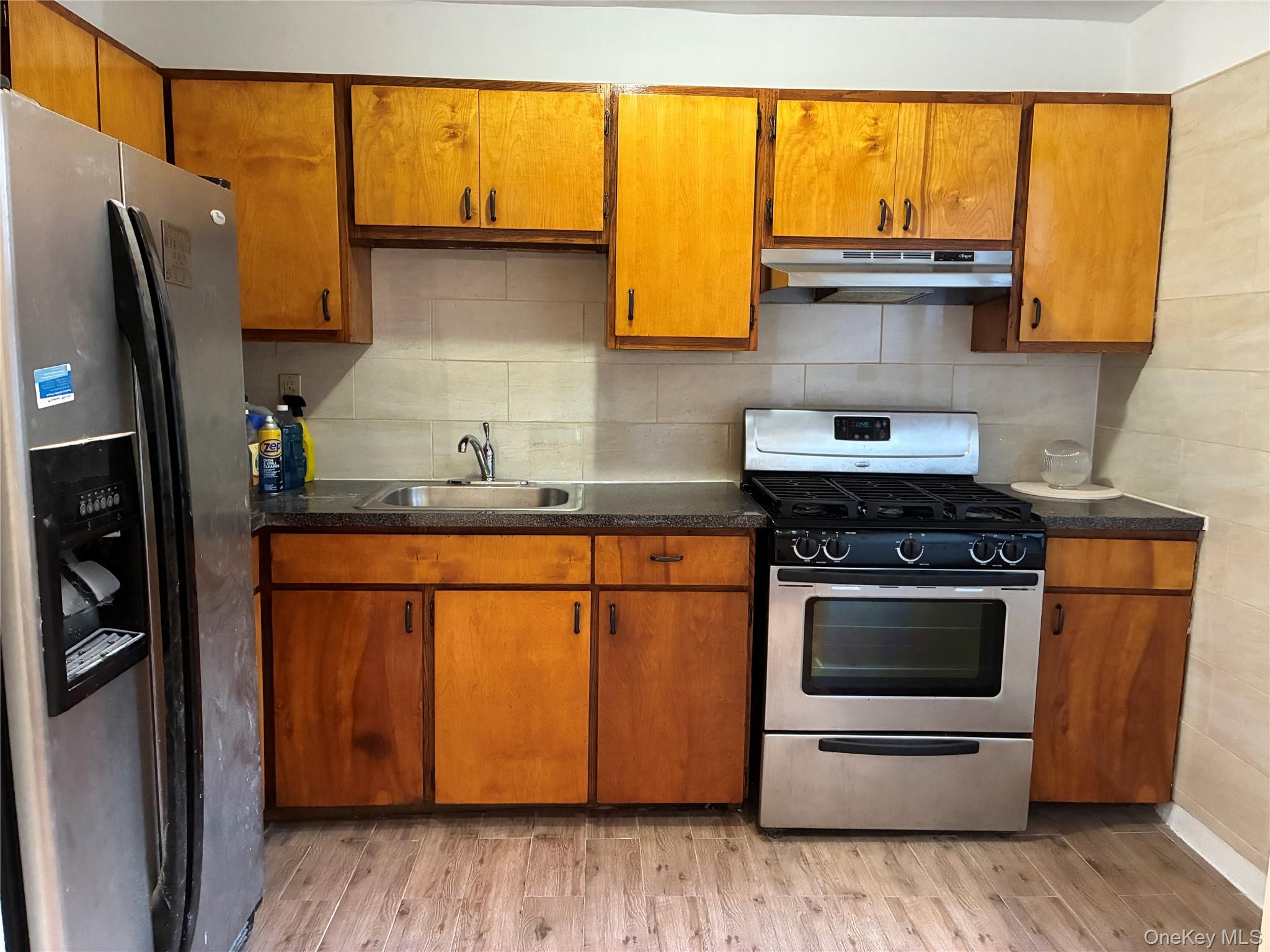 2866 Marion Avenue 3d Property Photo 4