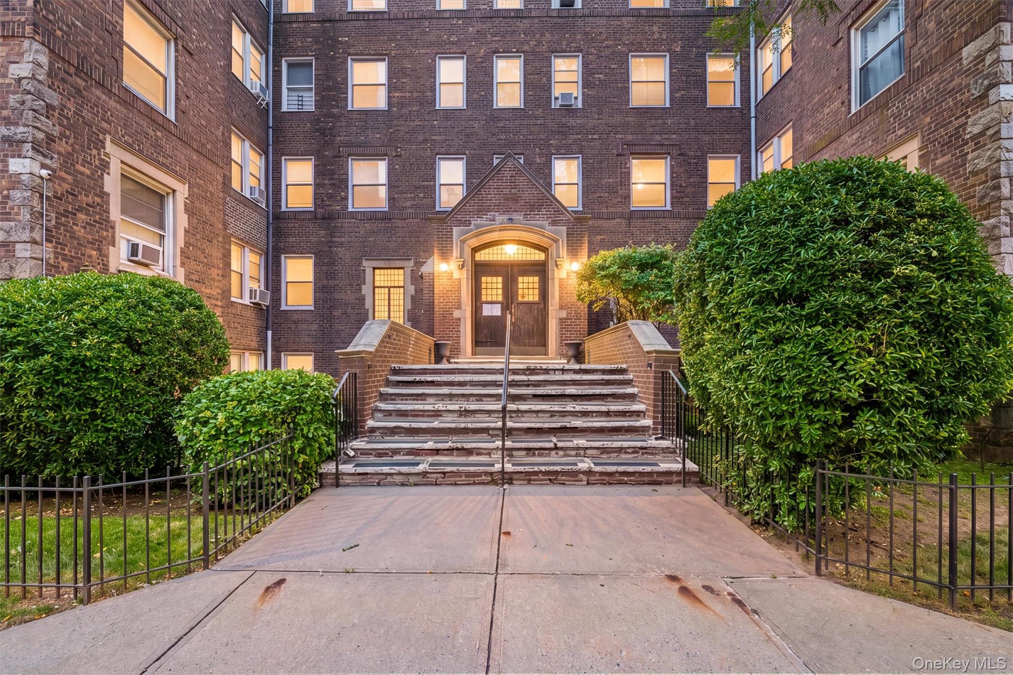 19 William Street 2d Property Photo 1