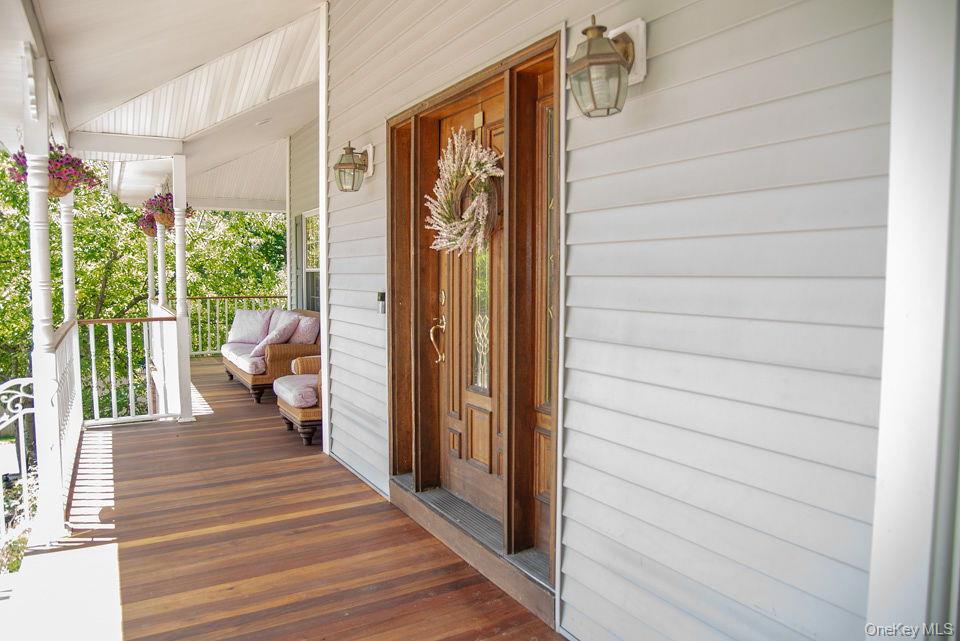 4 Hauser Terrace Property Photo 6