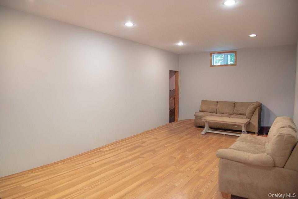 4 Hauser Terrace Property Photo 27