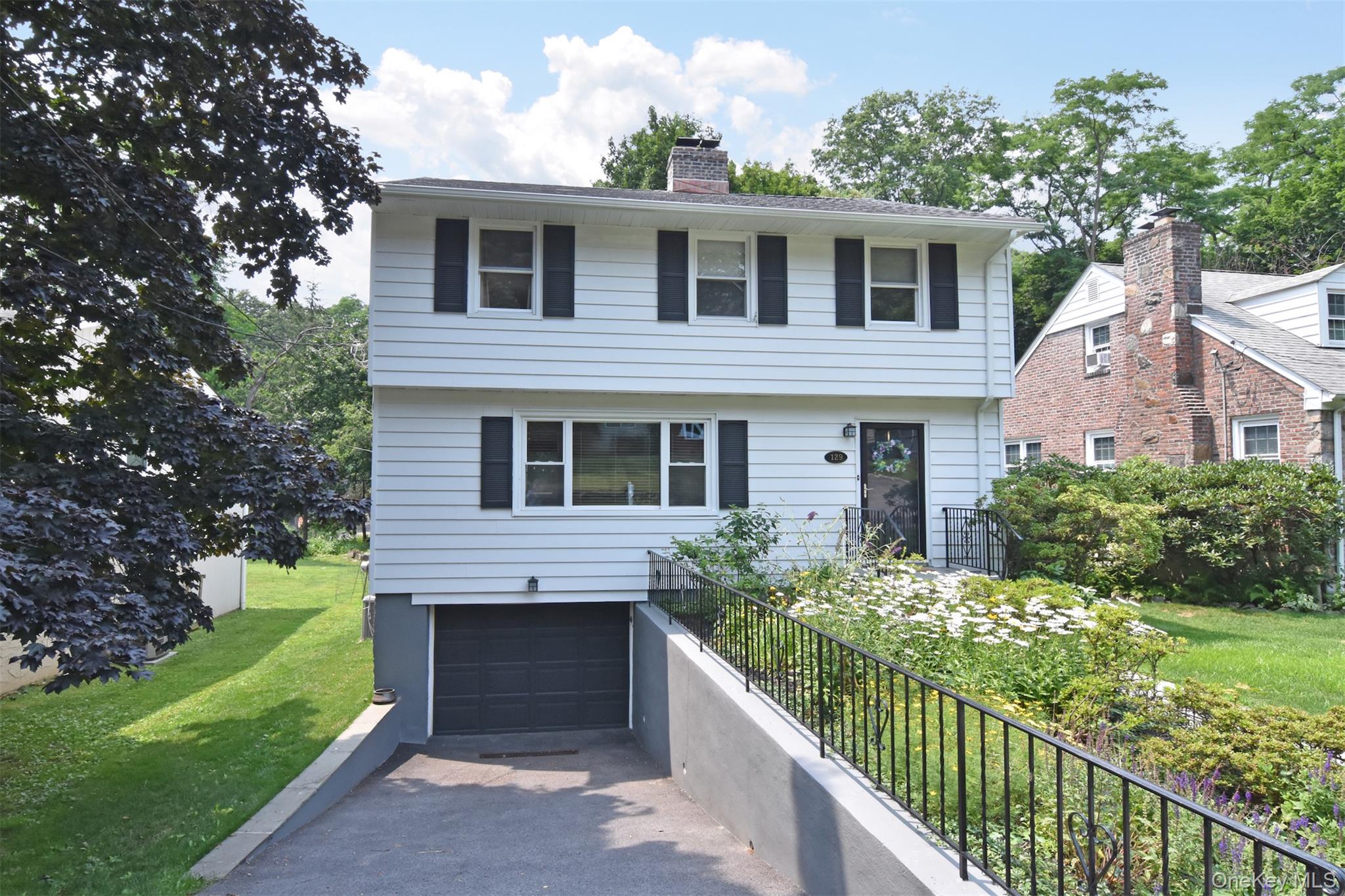 129 Hilldale Road Property Photo 4