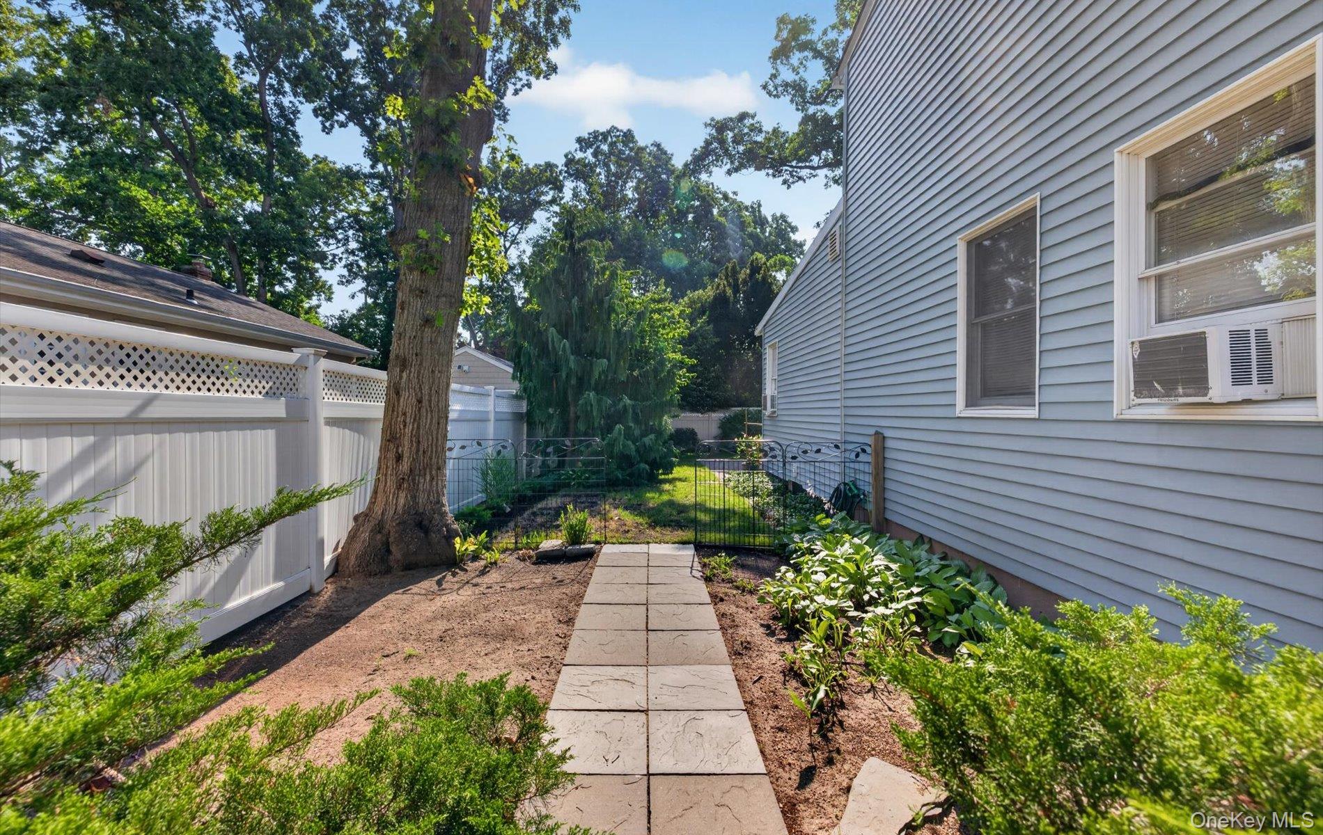 83 Whittier Avenue Property Photo 26