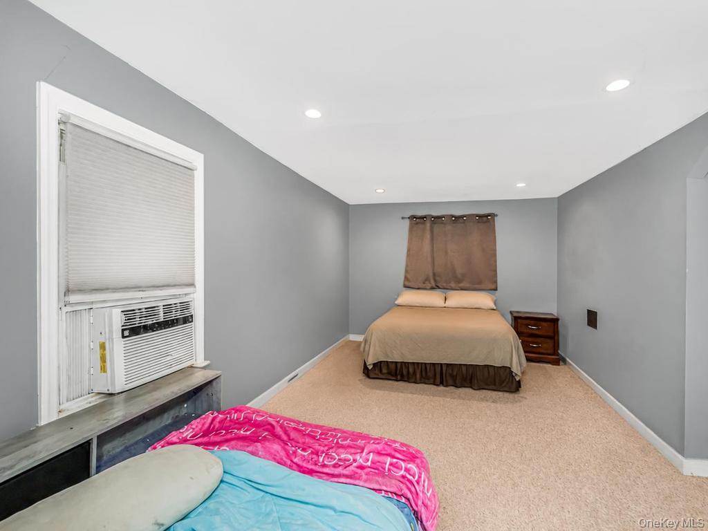 29 S Washington Avenue Property Photo 10