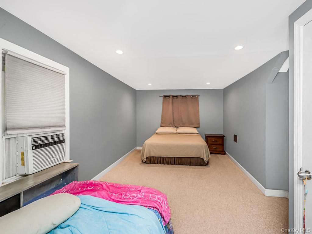 29 S Washington Avenue Property Photo 11