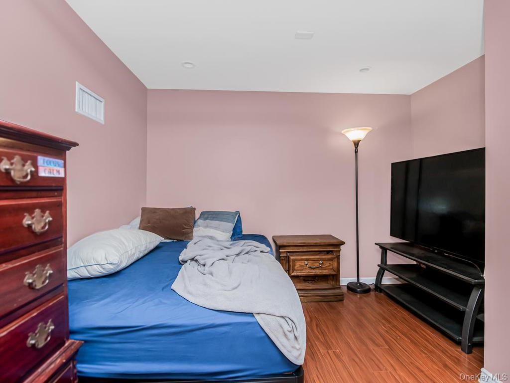 29 S Washington Avenue Property Photo 13