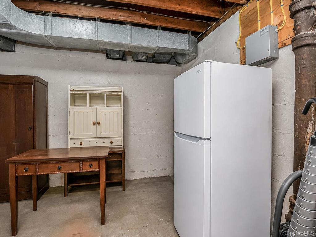 29 S Washington Avenue Property Photo 14