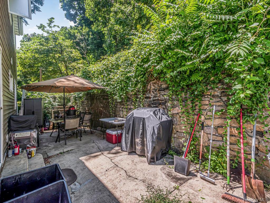 29 S Washington Avenue Property Photo 17